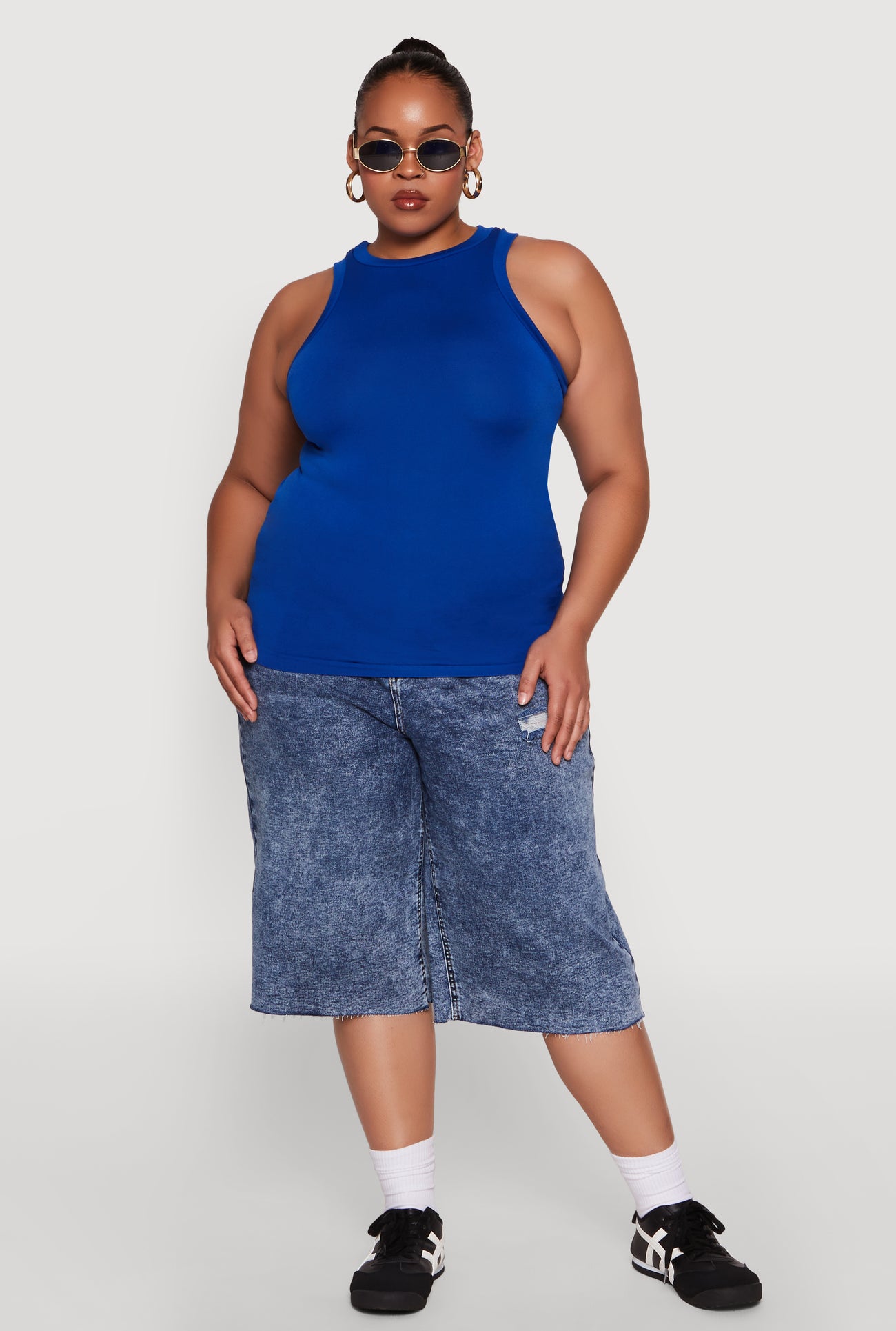 1916038342750340_003