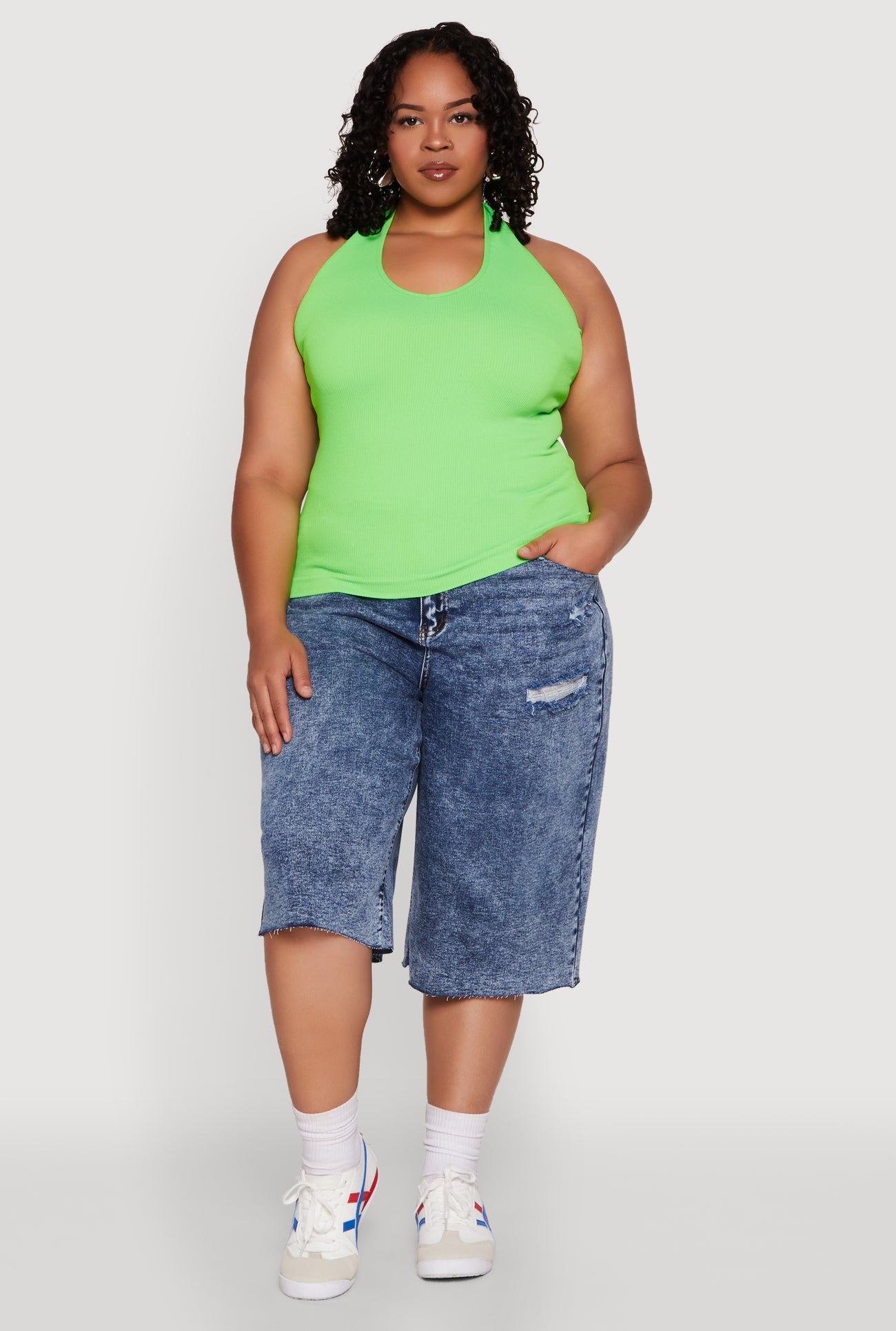 1916038344050030_003