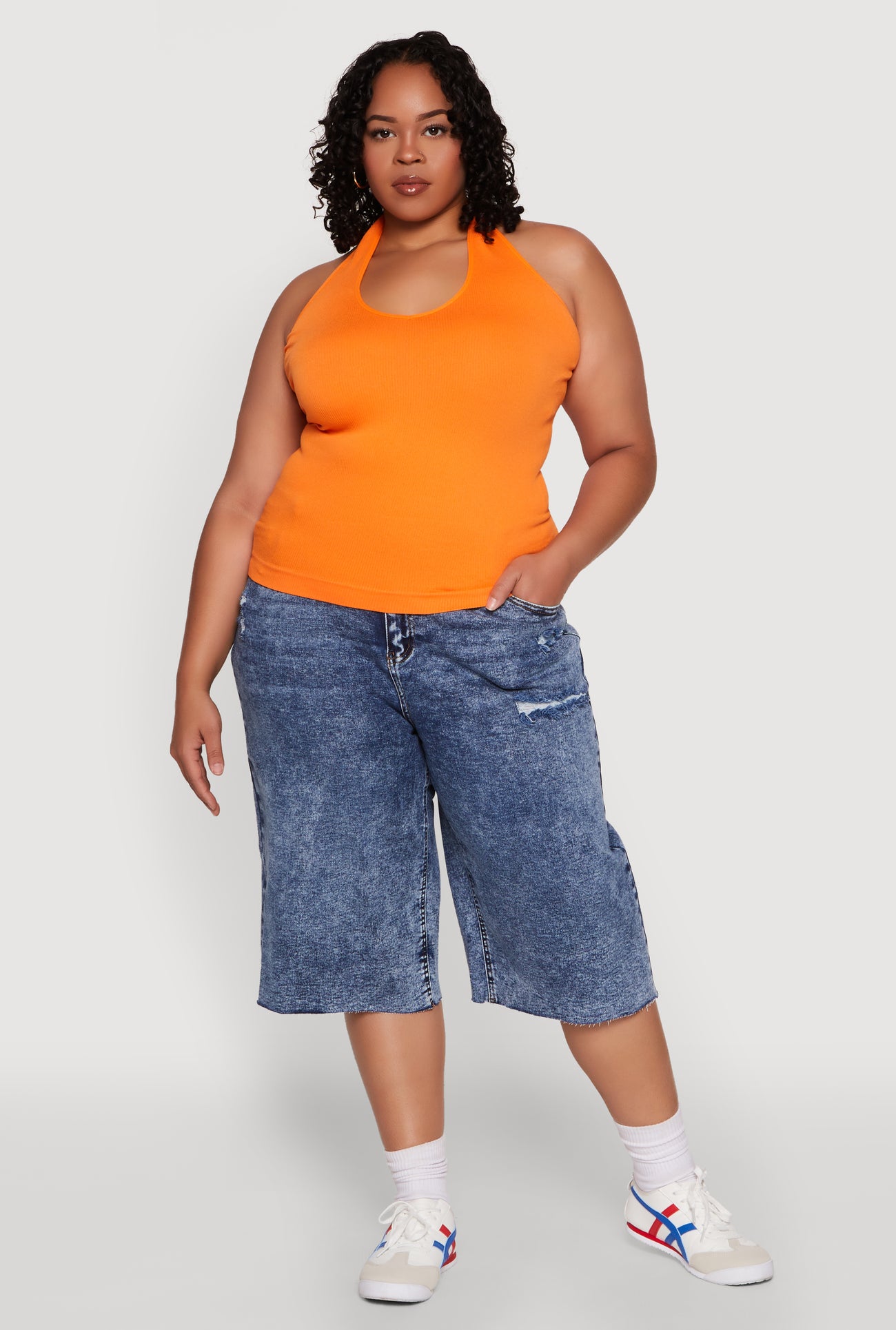 1916038344050080_001