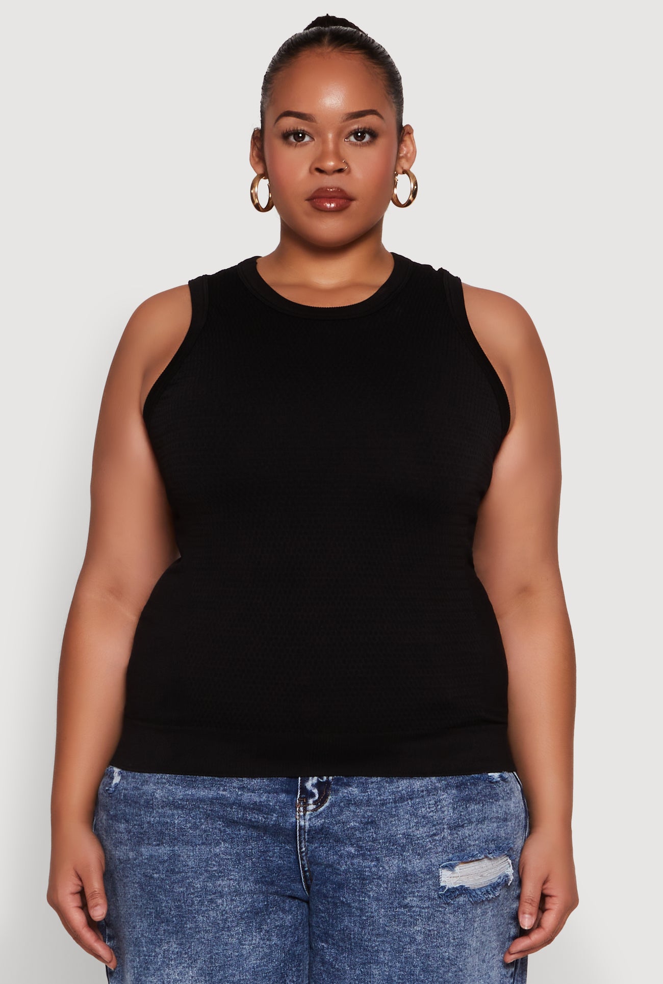 1916038344757001_002