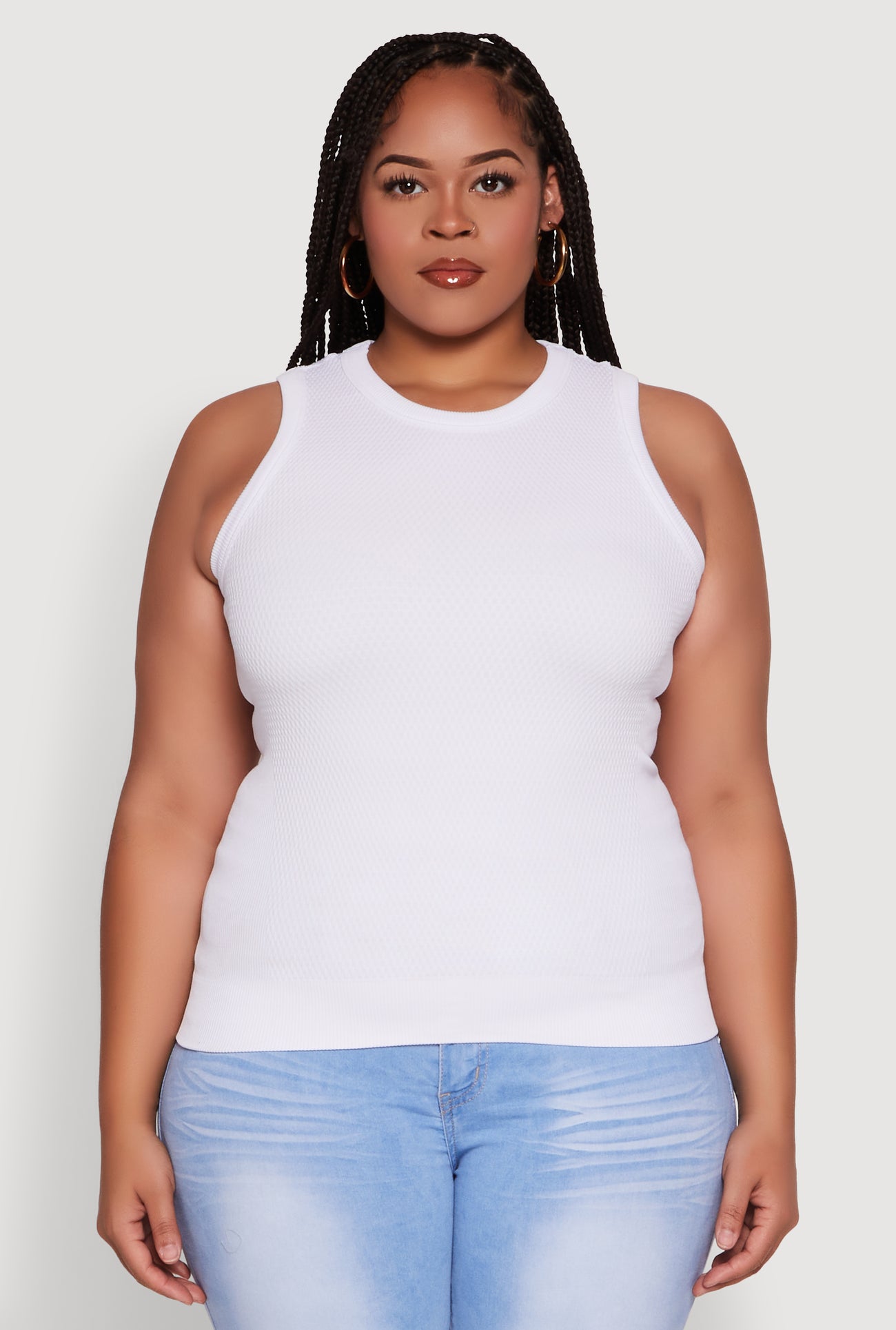 1916038344757010_002