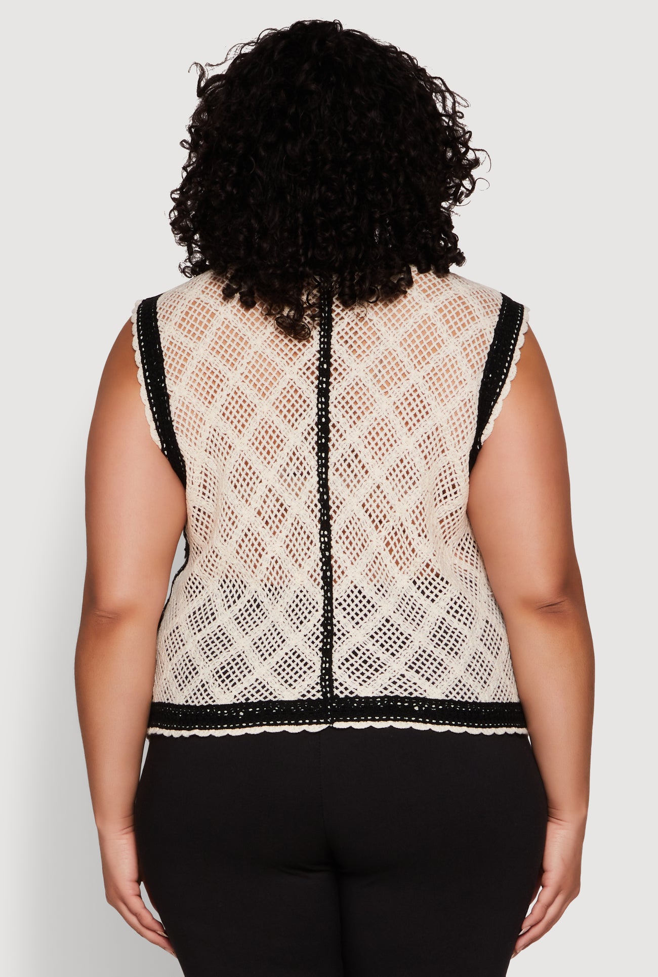 1926075391252001_006