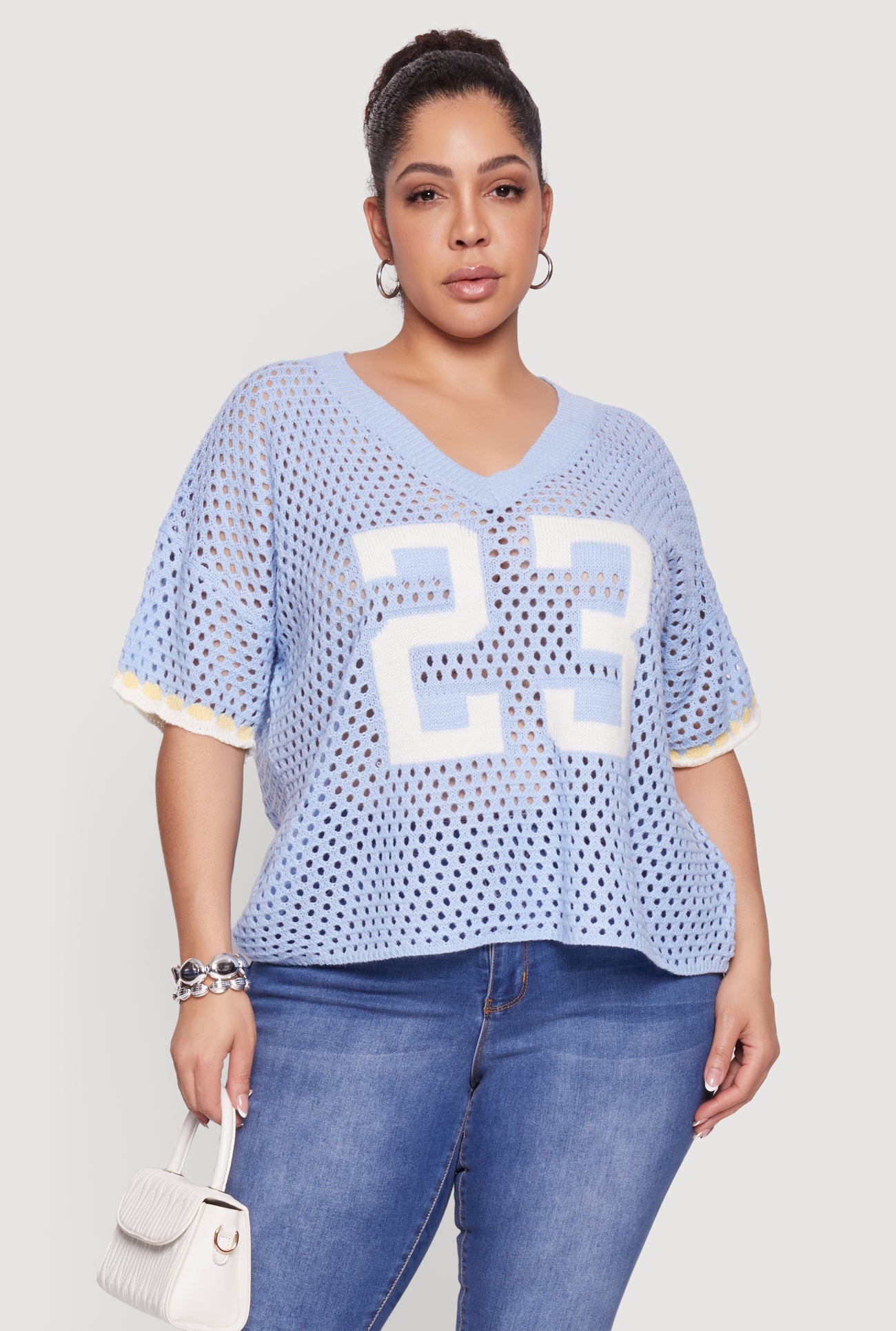 1926075391717040_002