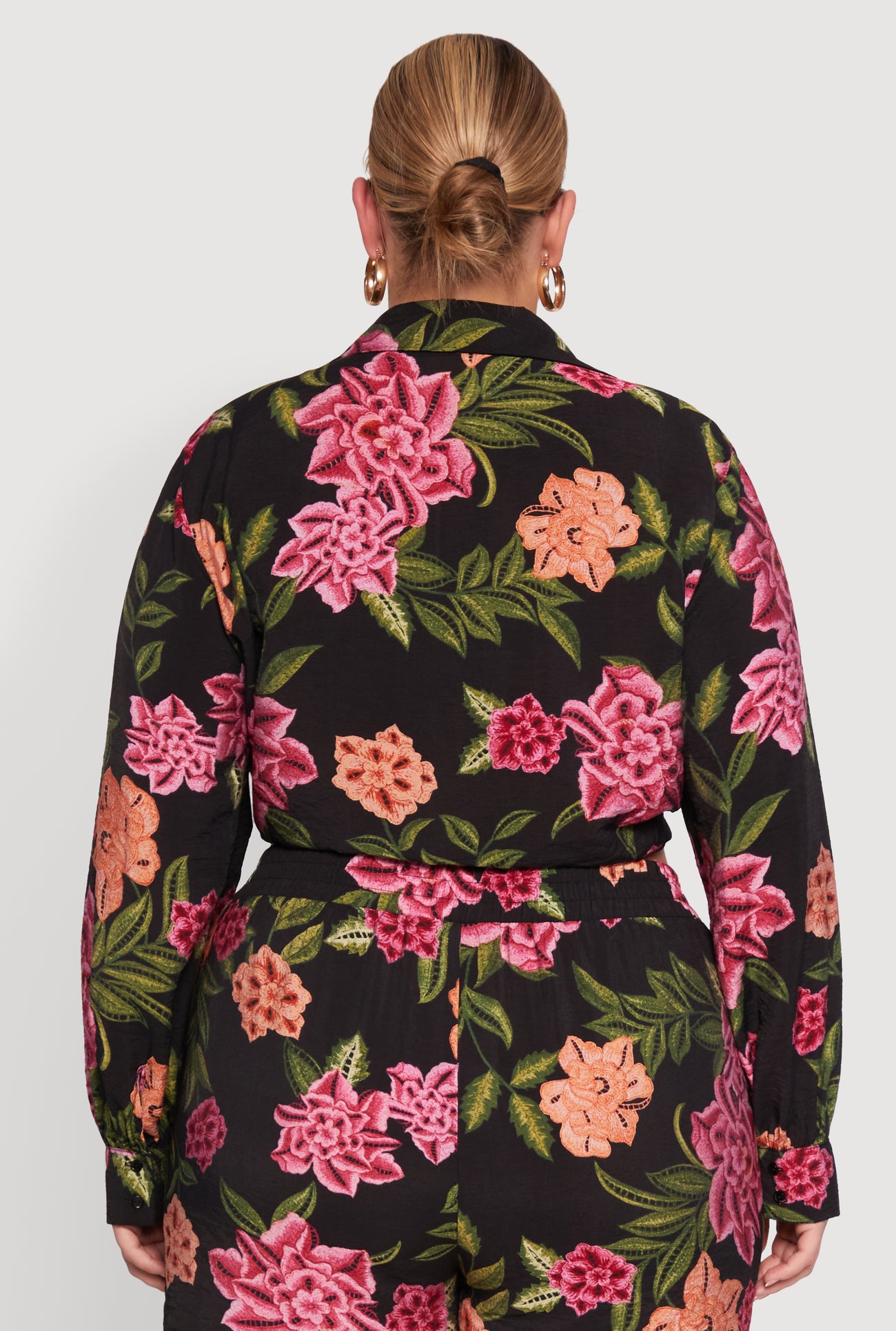 1927054210658001_006