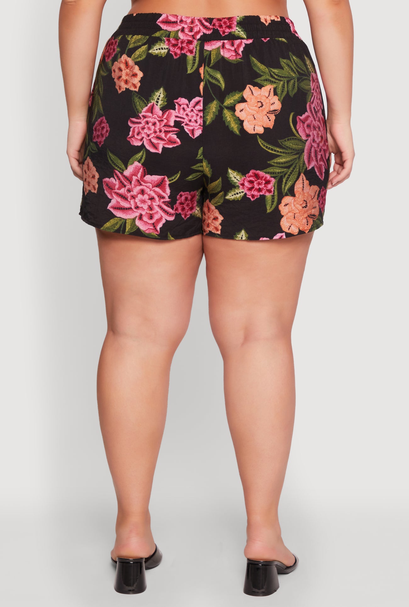 1927054210659001_005