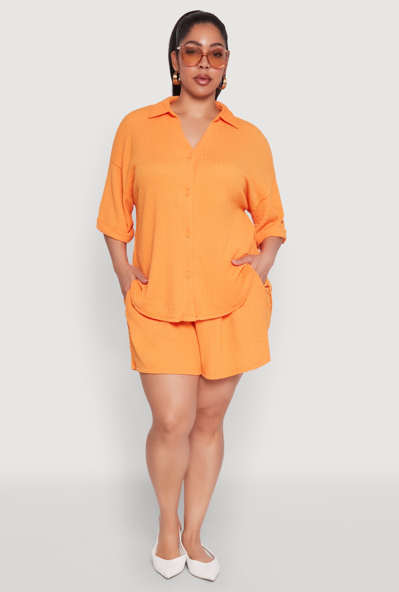 1927054210942080_001