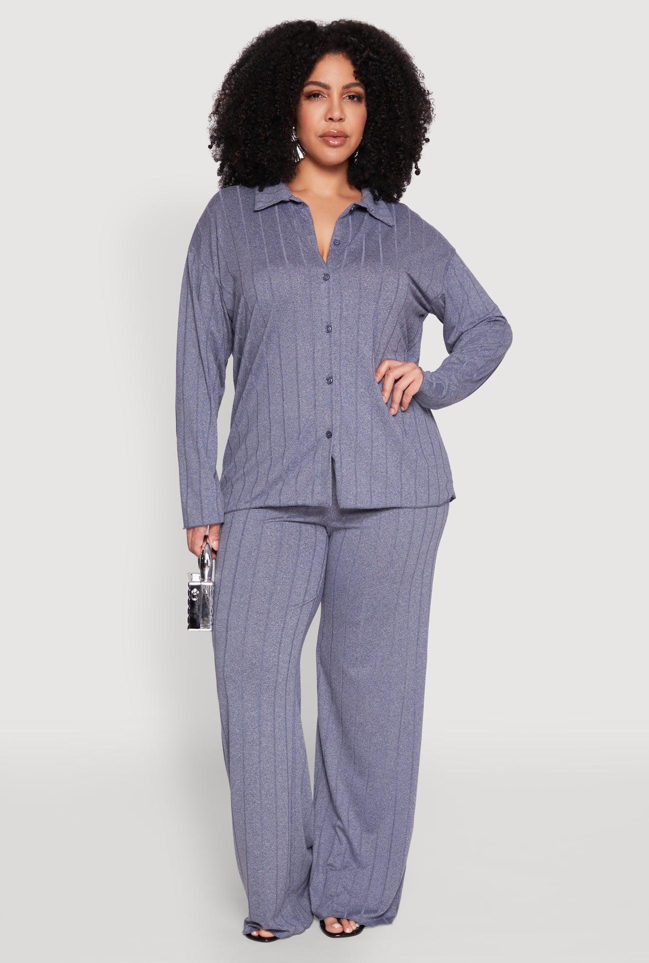 1927058754360105_002