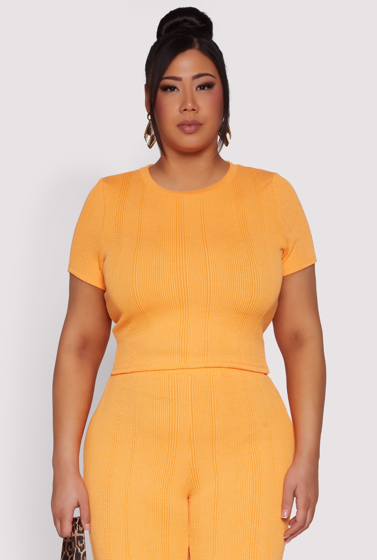 1927058754867080_001