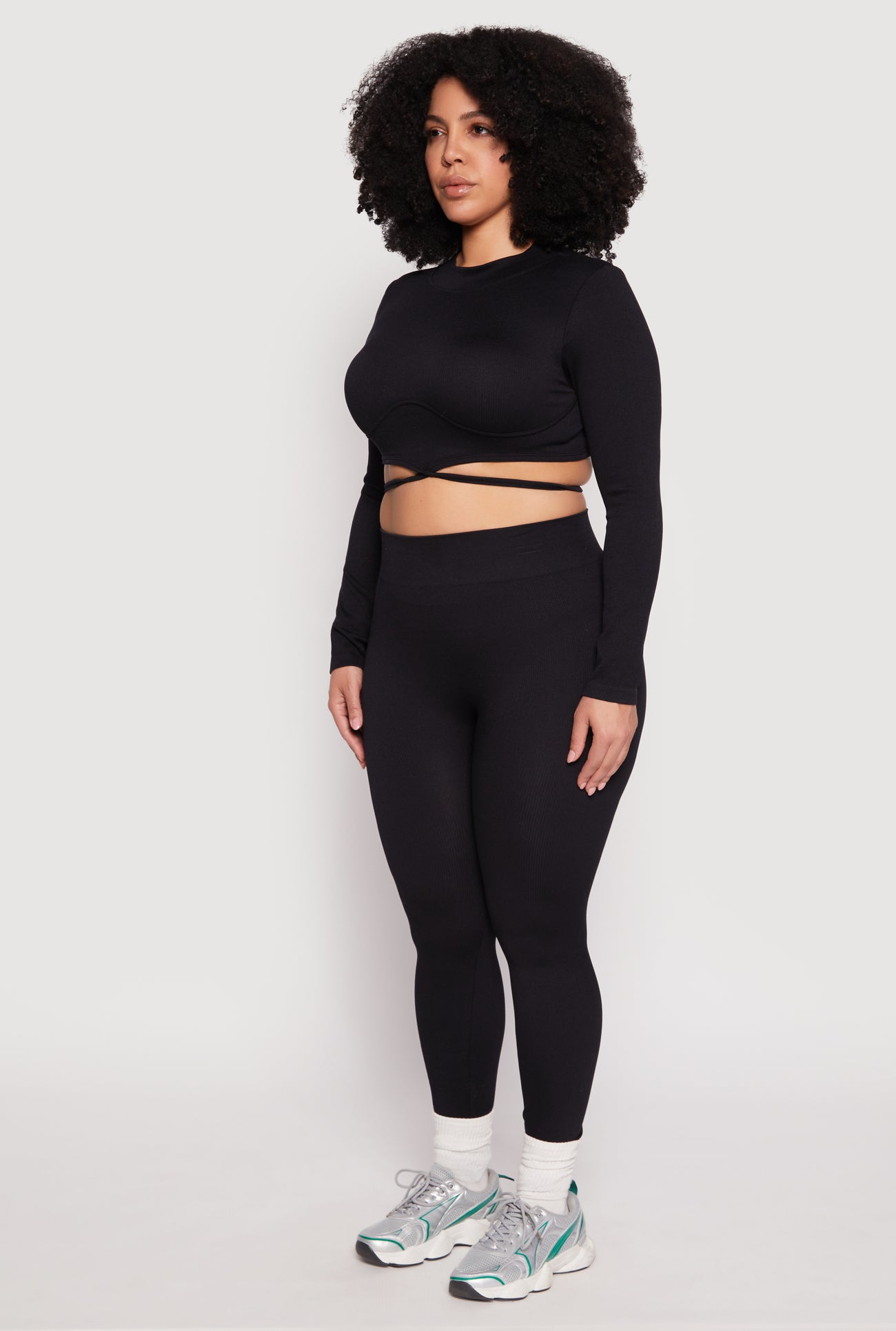 1927058756814001_003