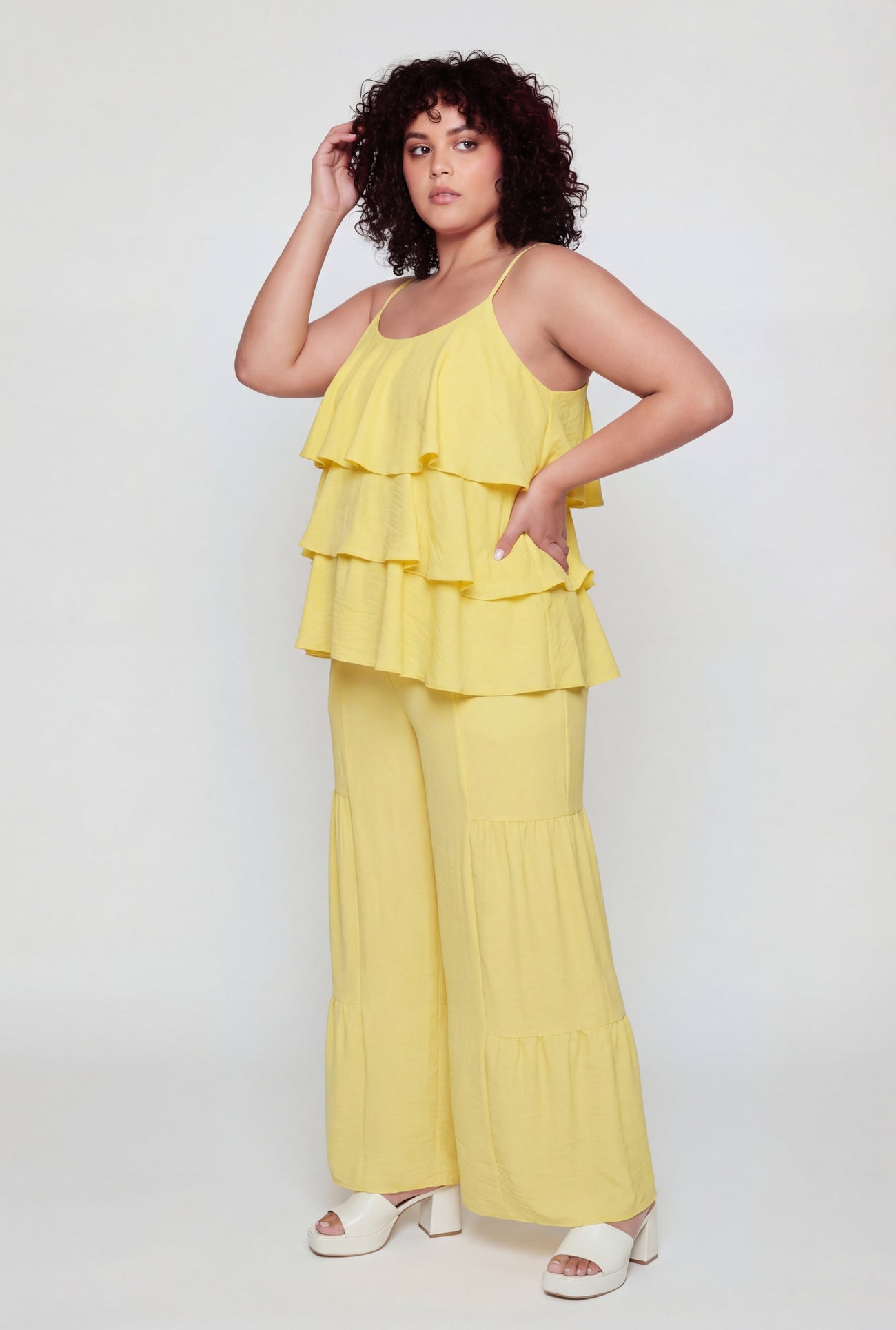 1927058757980070_003