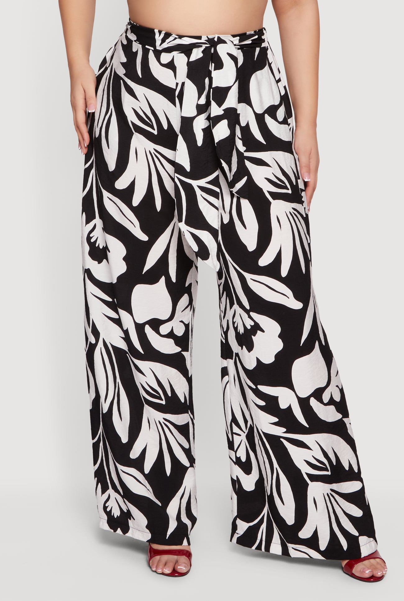 1927058758641015_003