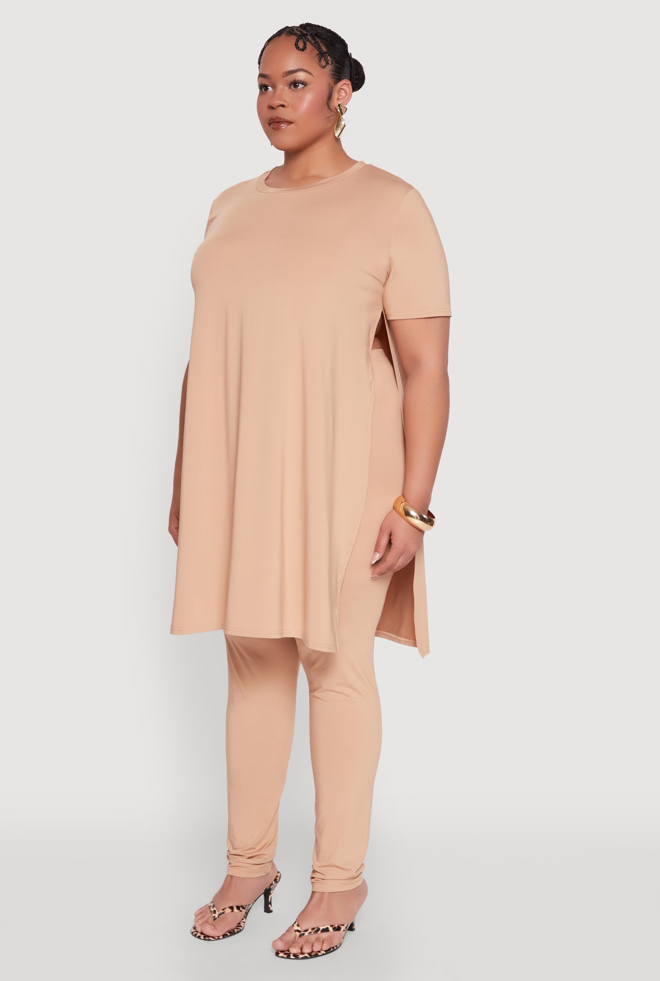 1927064721401325_005