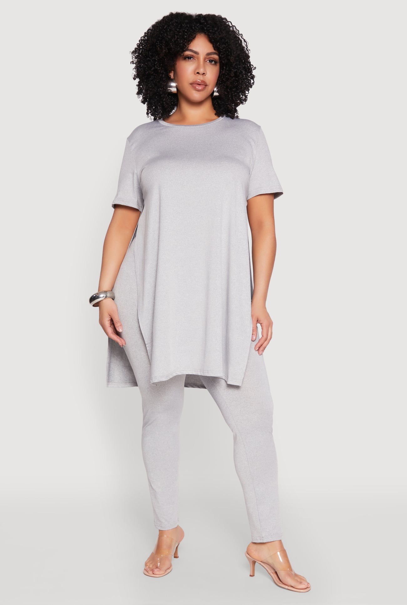 1927064721402004_002