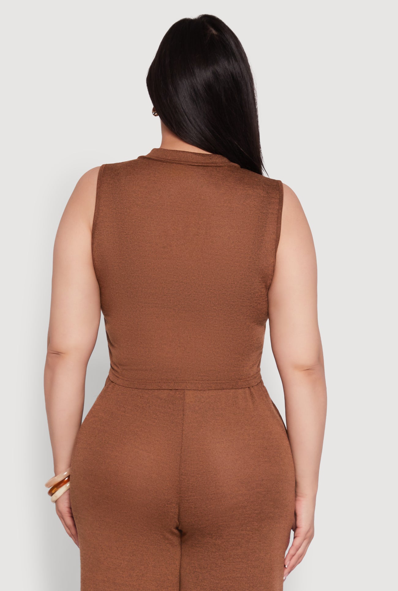 1927064729290405_006