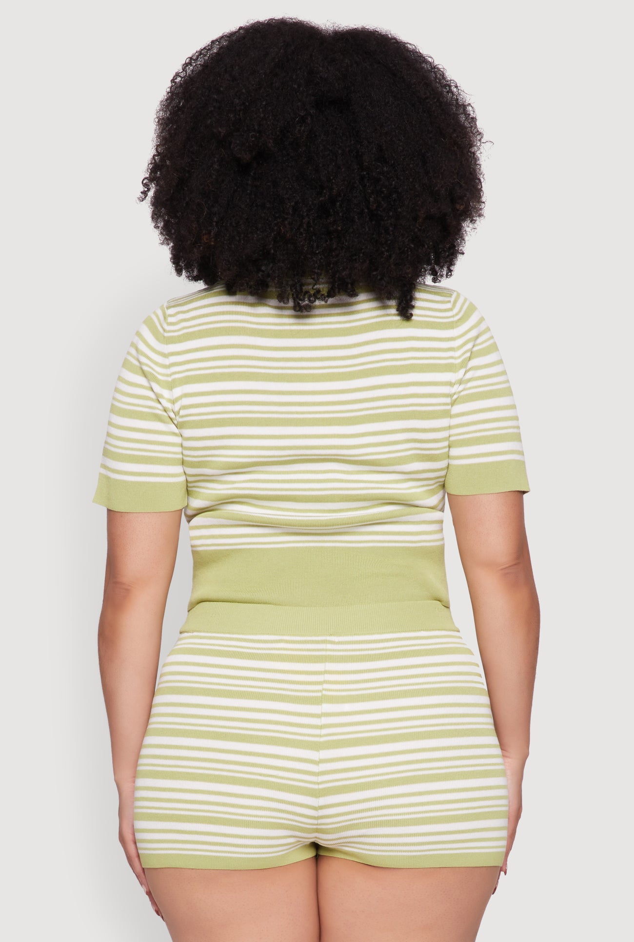 1927064729440034_006