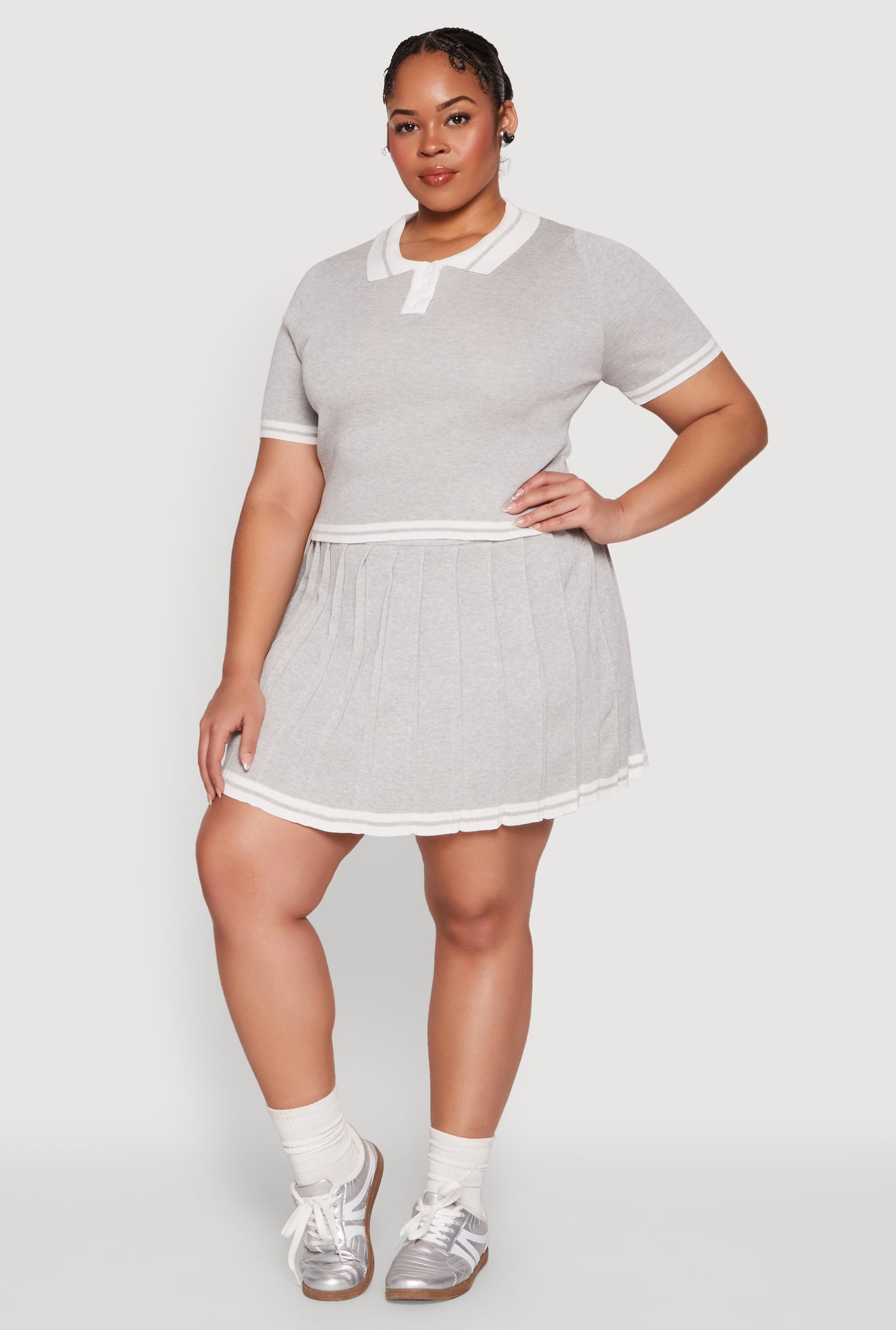 1927064729930004_002