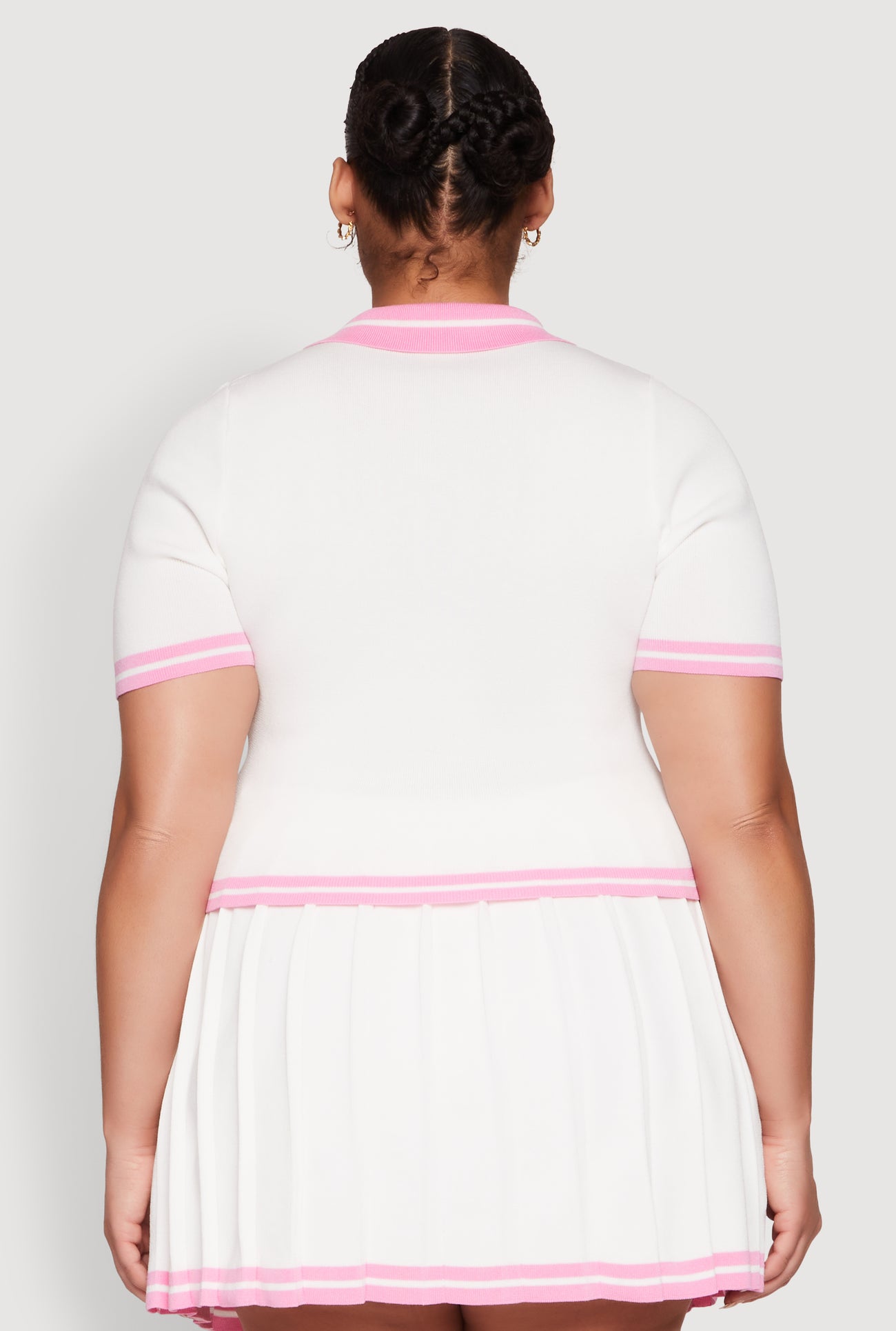 1927064729930010_006