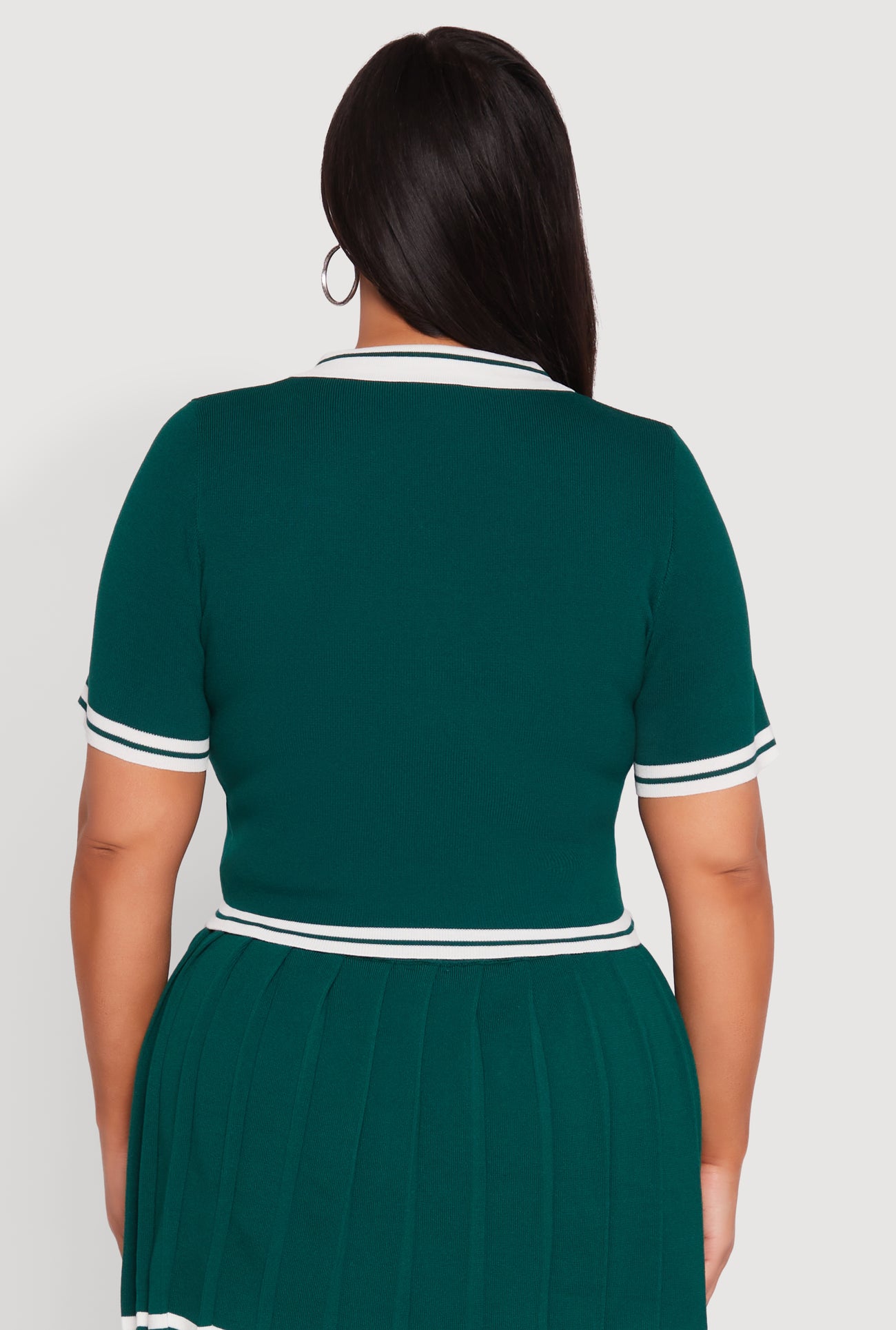 1927064729930031_006