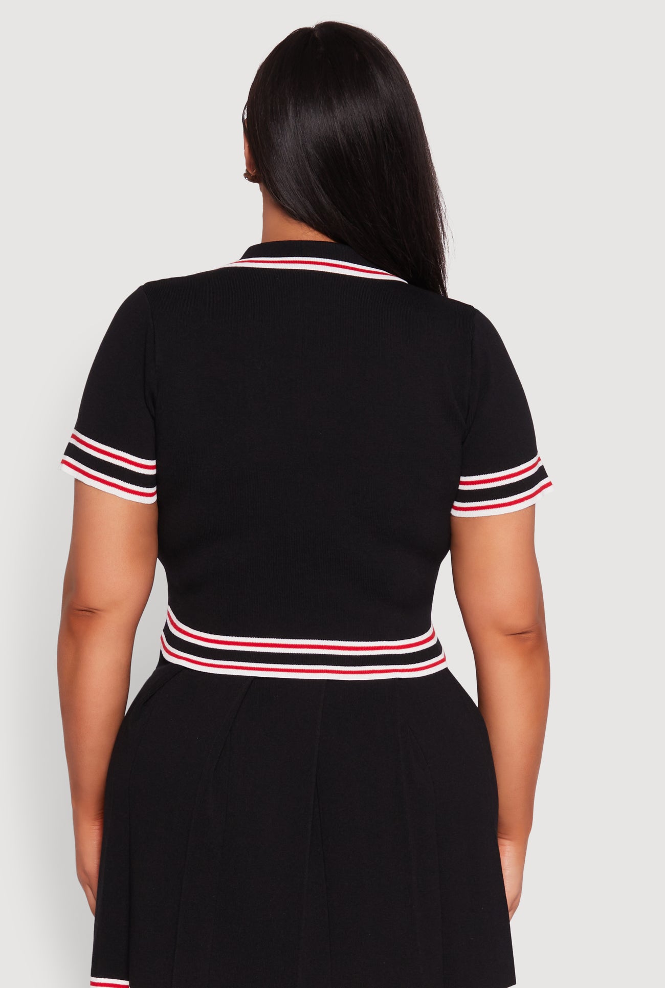 1927064729960015_006