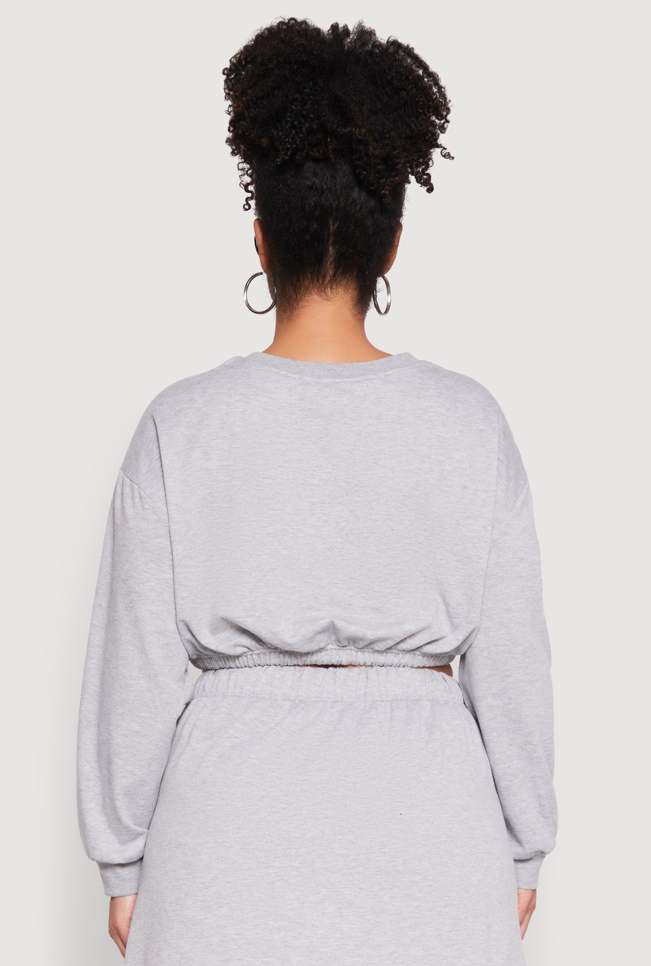 1927077130501004_006