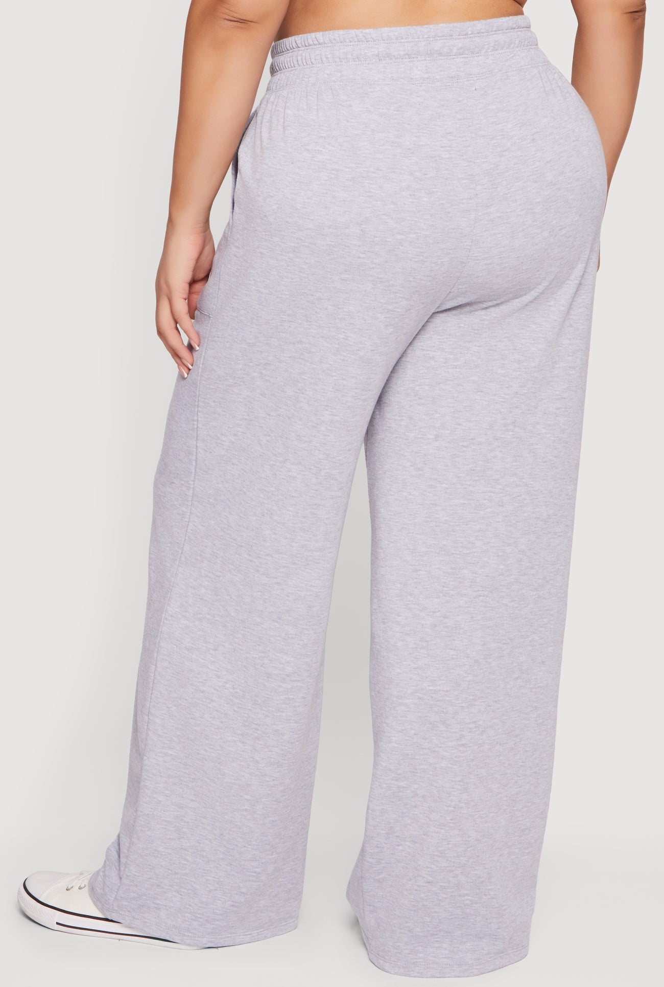 1927077130996005_005