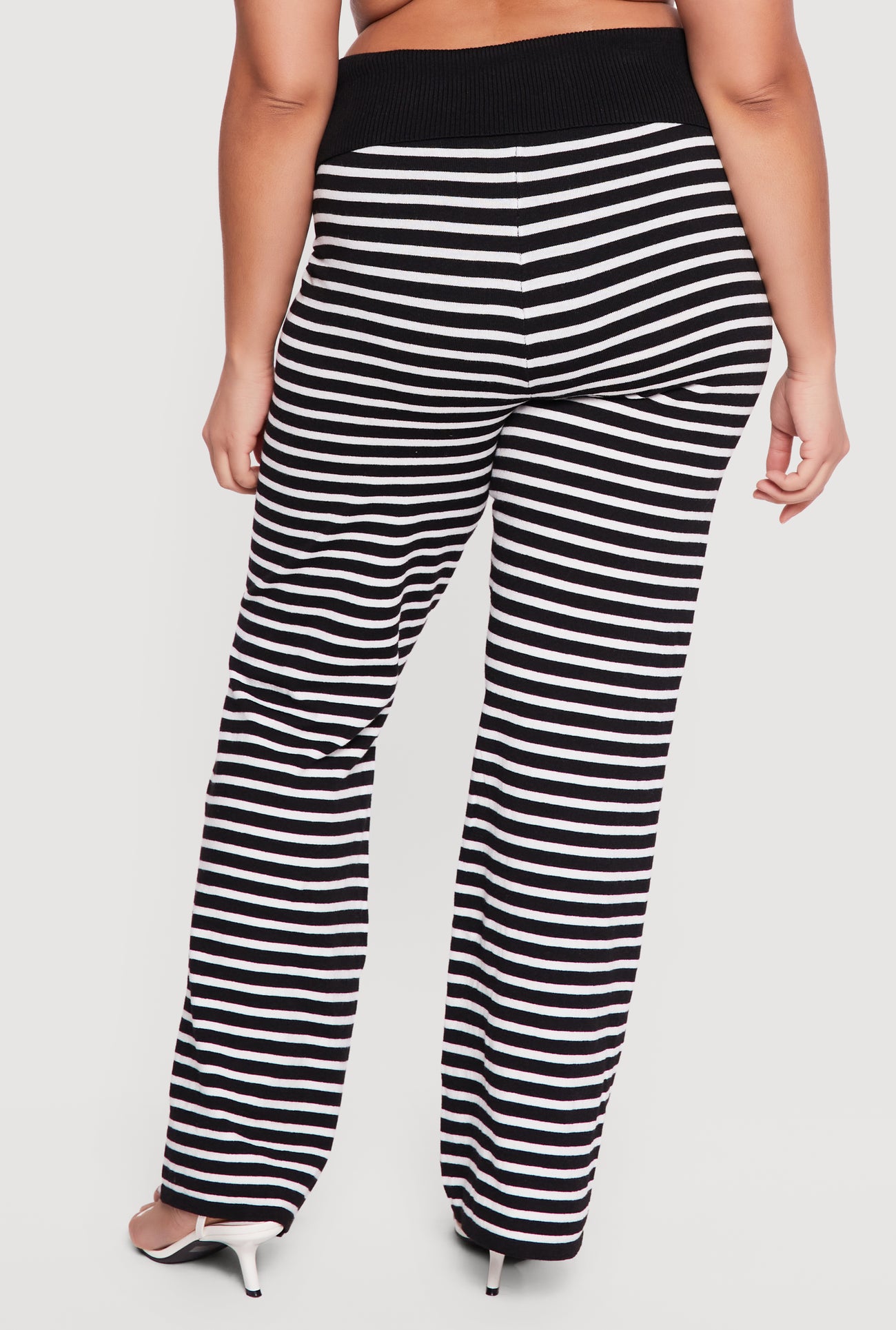 1927077133784001_005