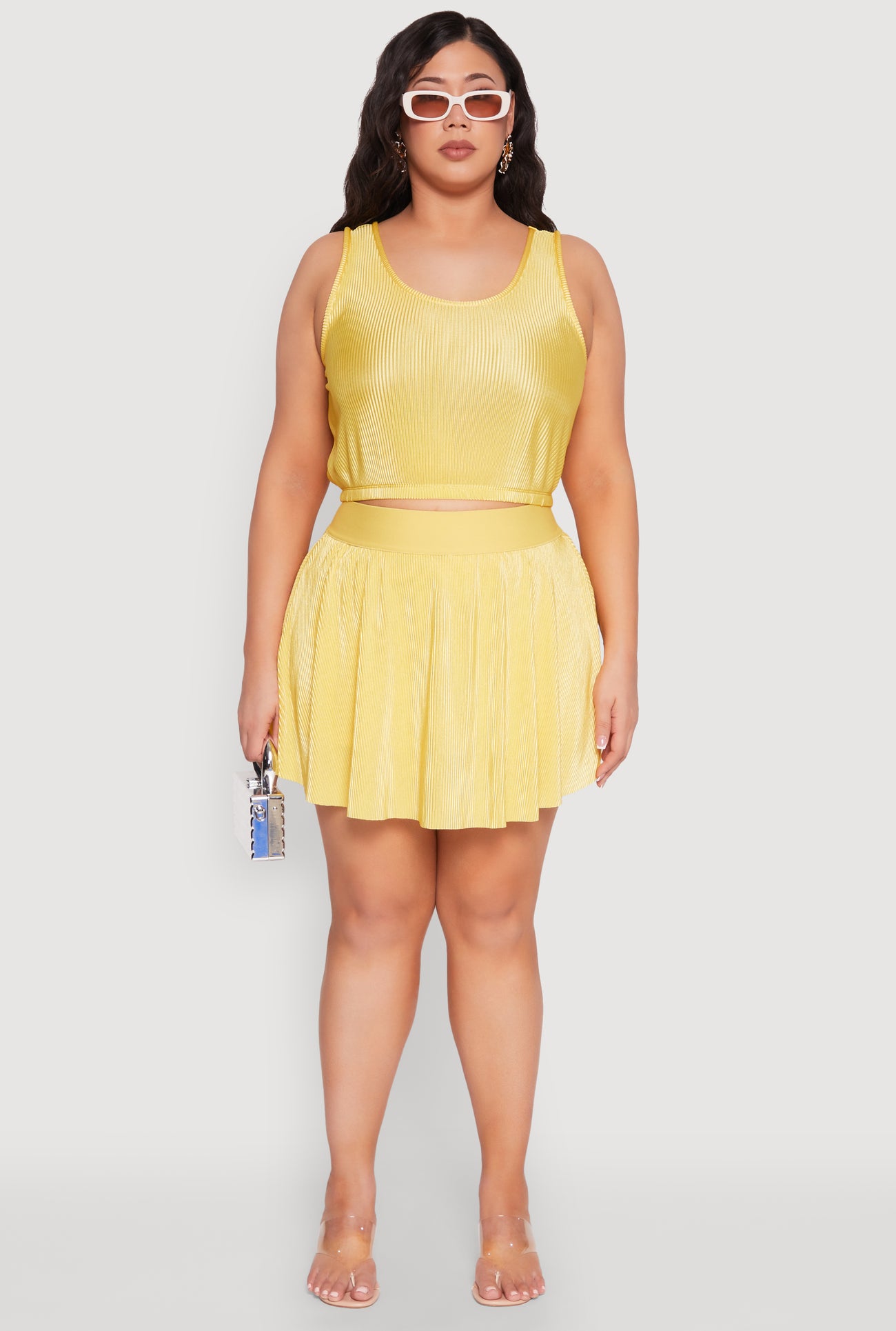 1927077136251070_003