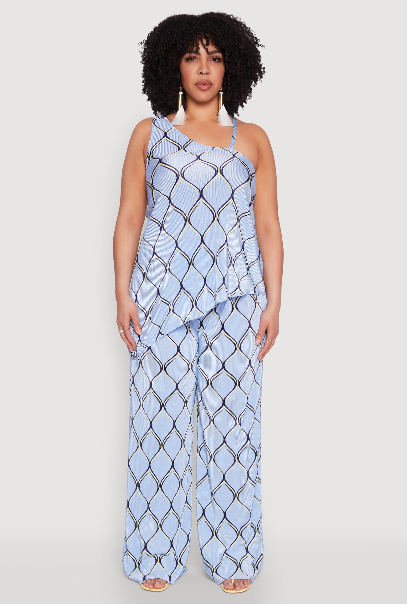 1927077138734040_003