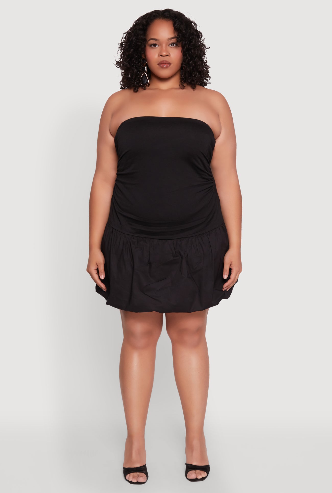 1930077131277001_005