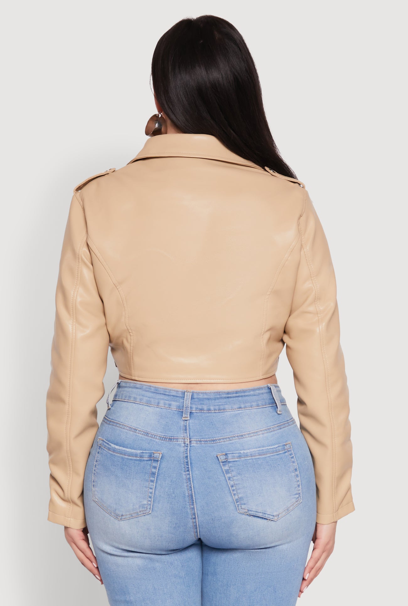 1932064724011016_006