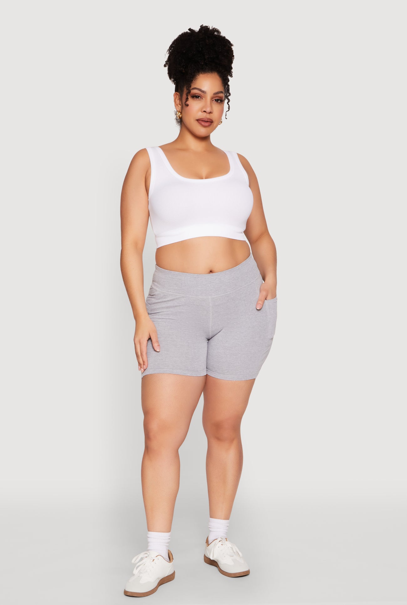 1960001440781004_001