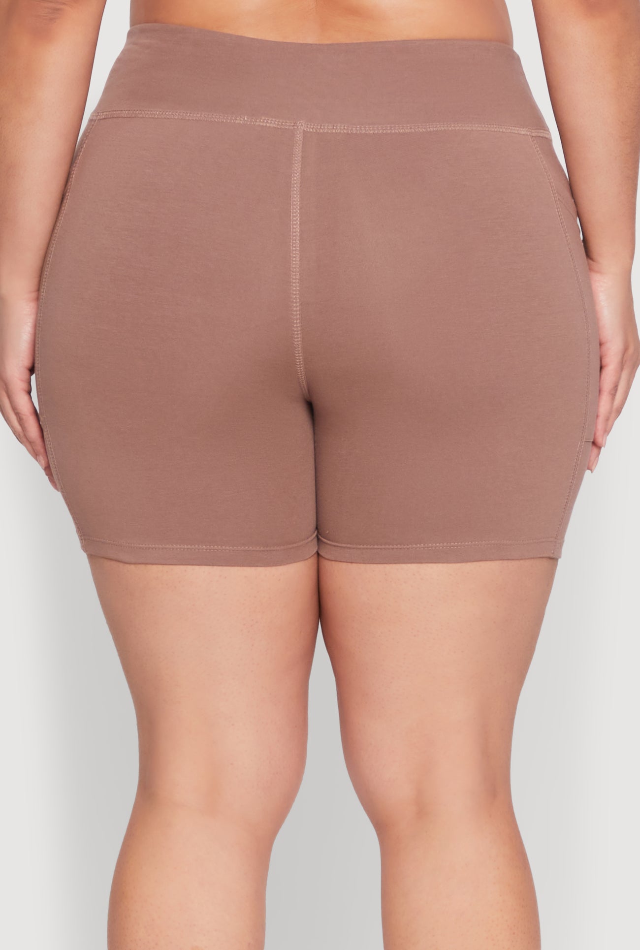 1960001440781325_006