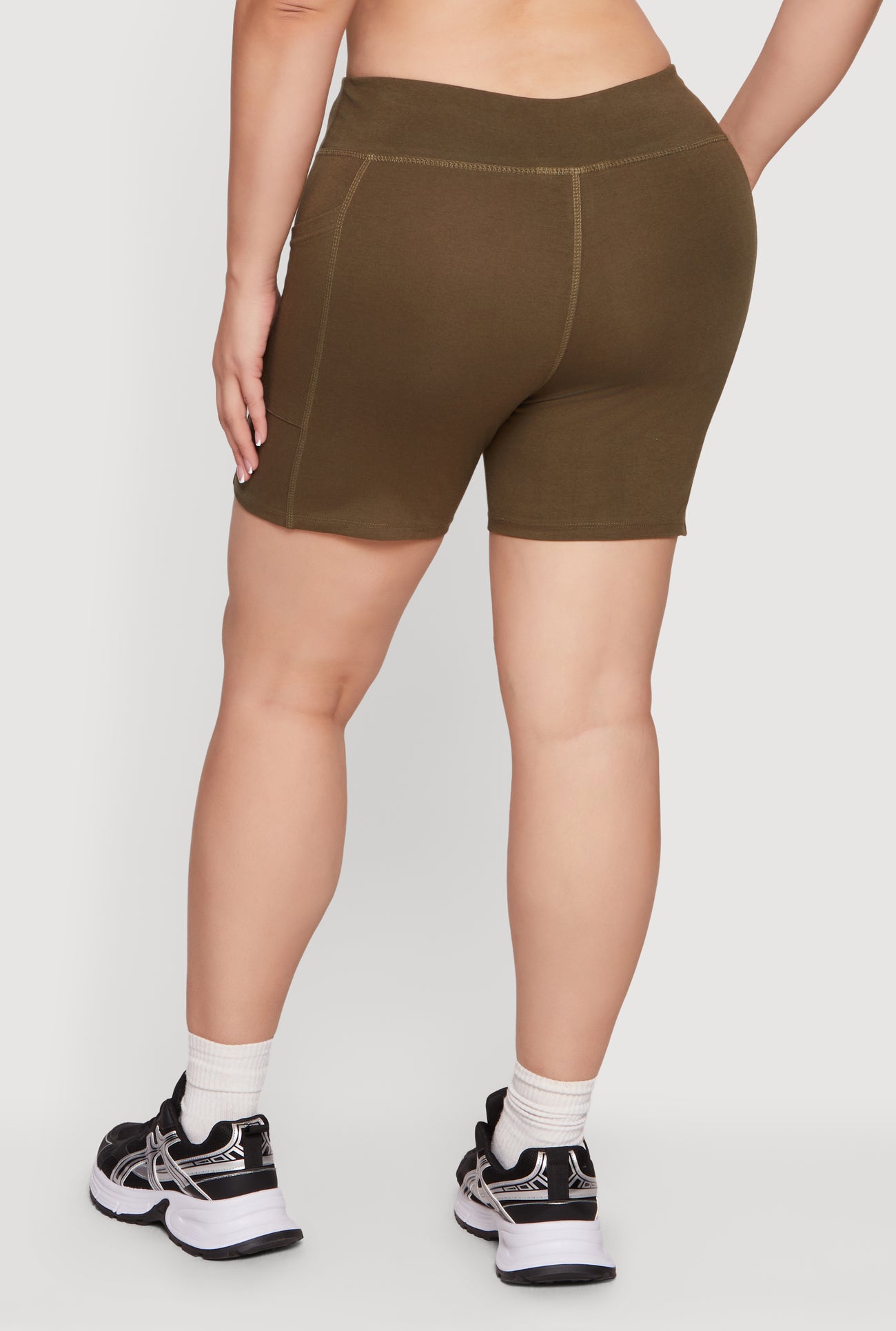 1960001441870032_005