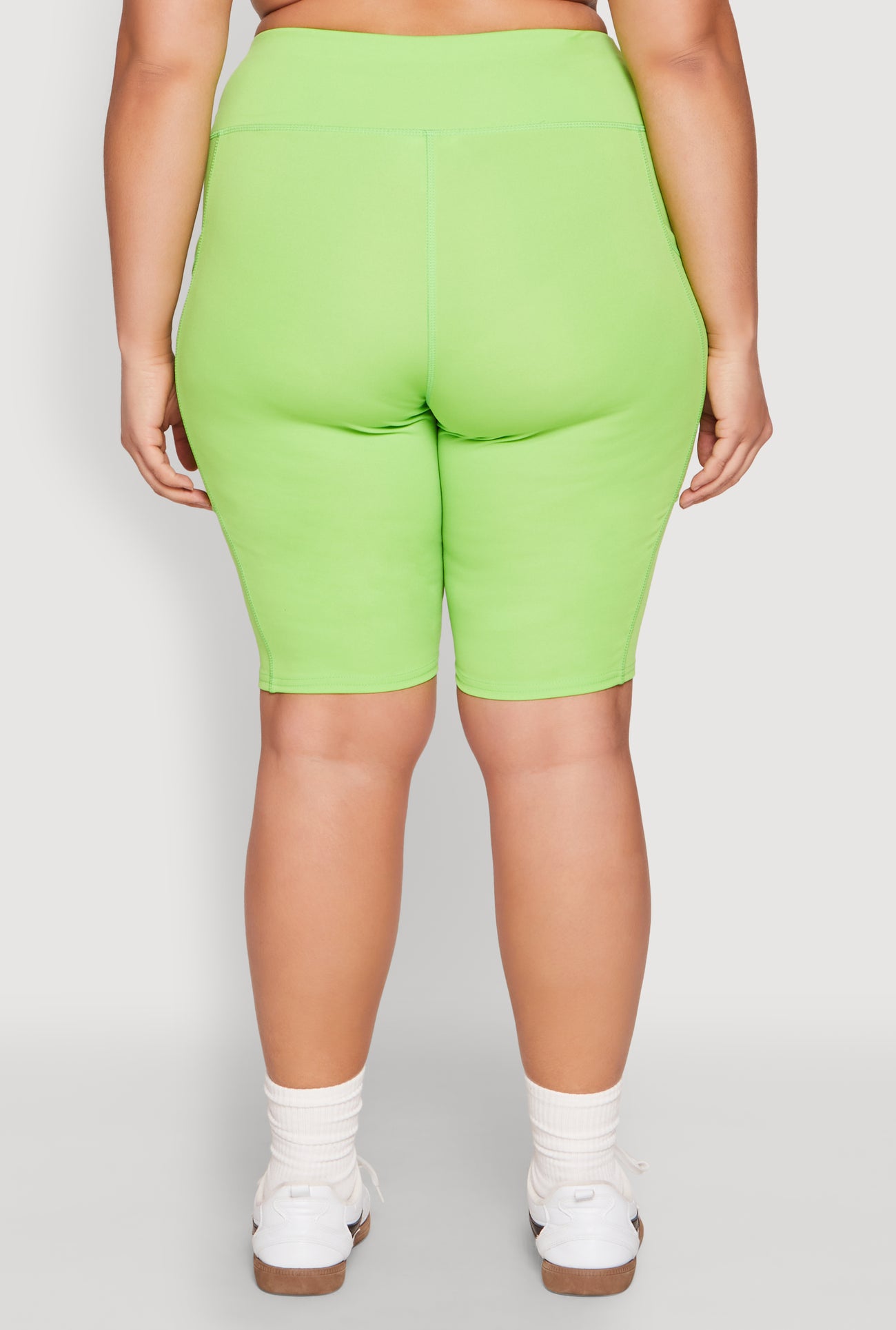 1960001442618030_006