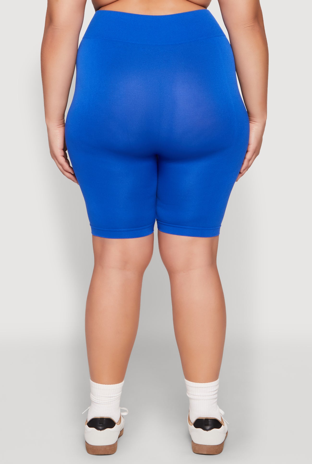 1960001446301043_006