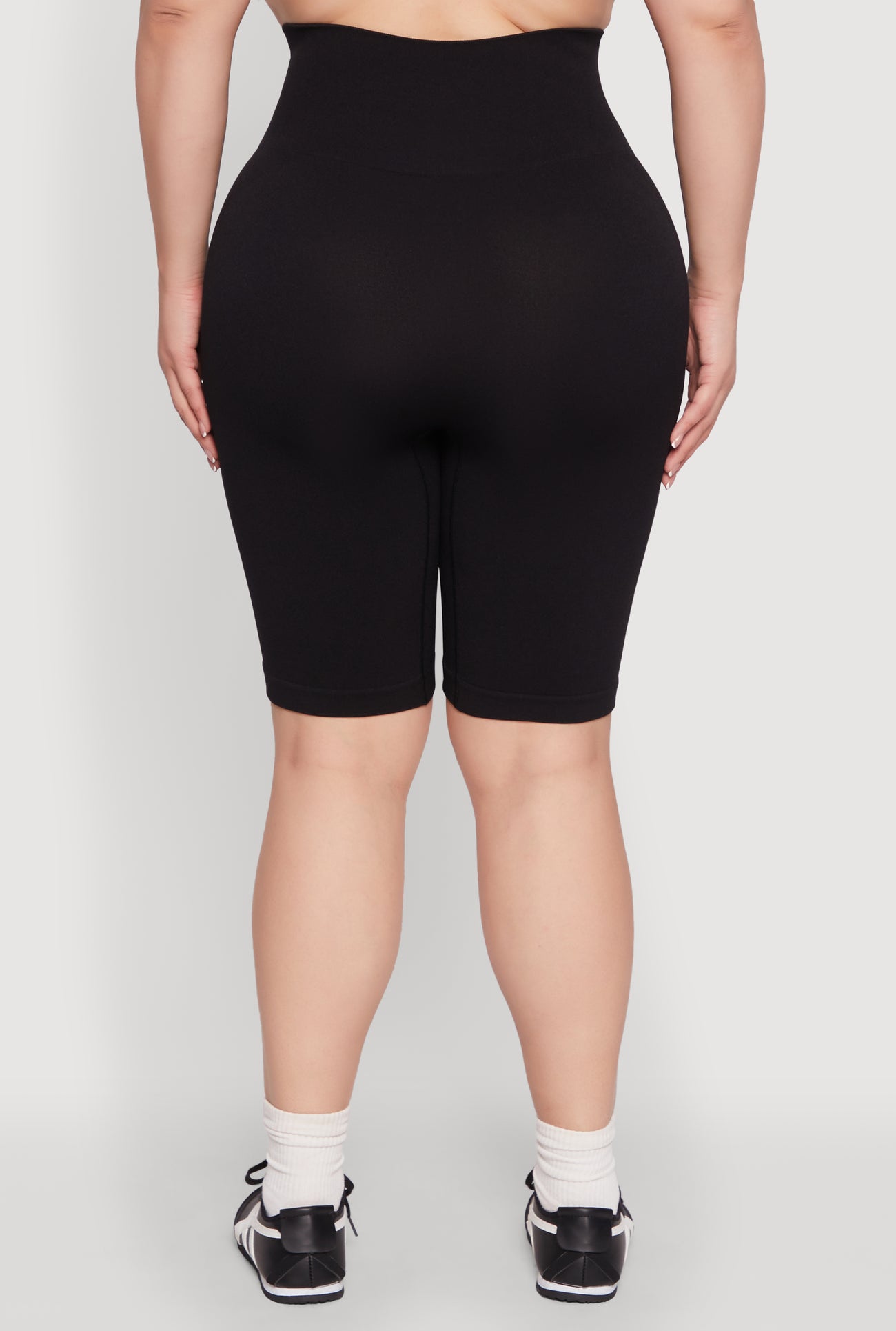 1960038346235001_006