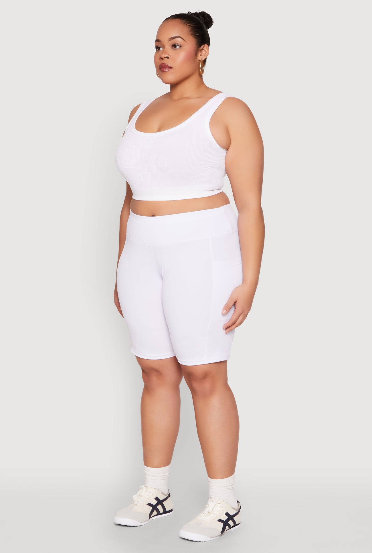 1960062703776010_003