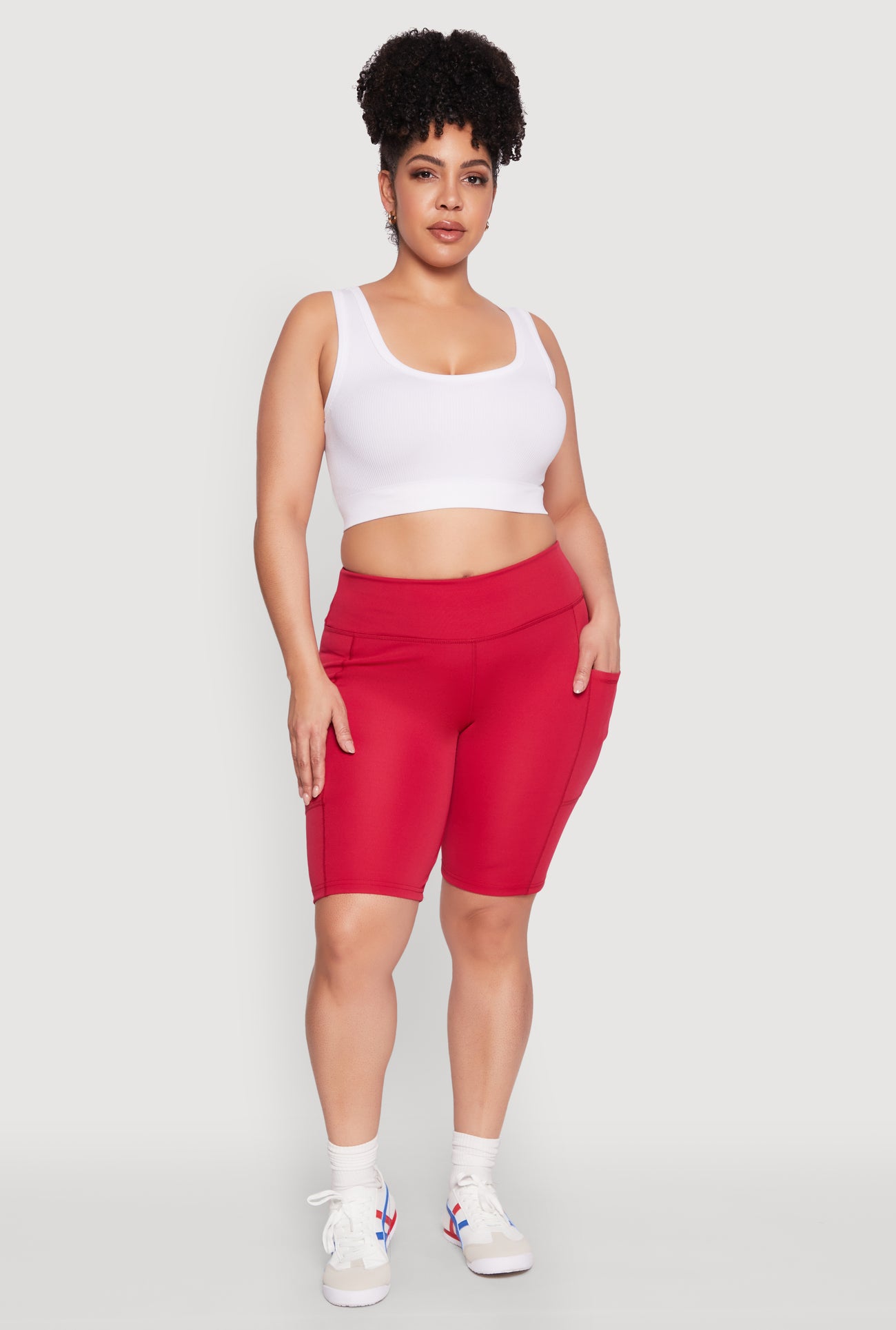 1960062703776068_001