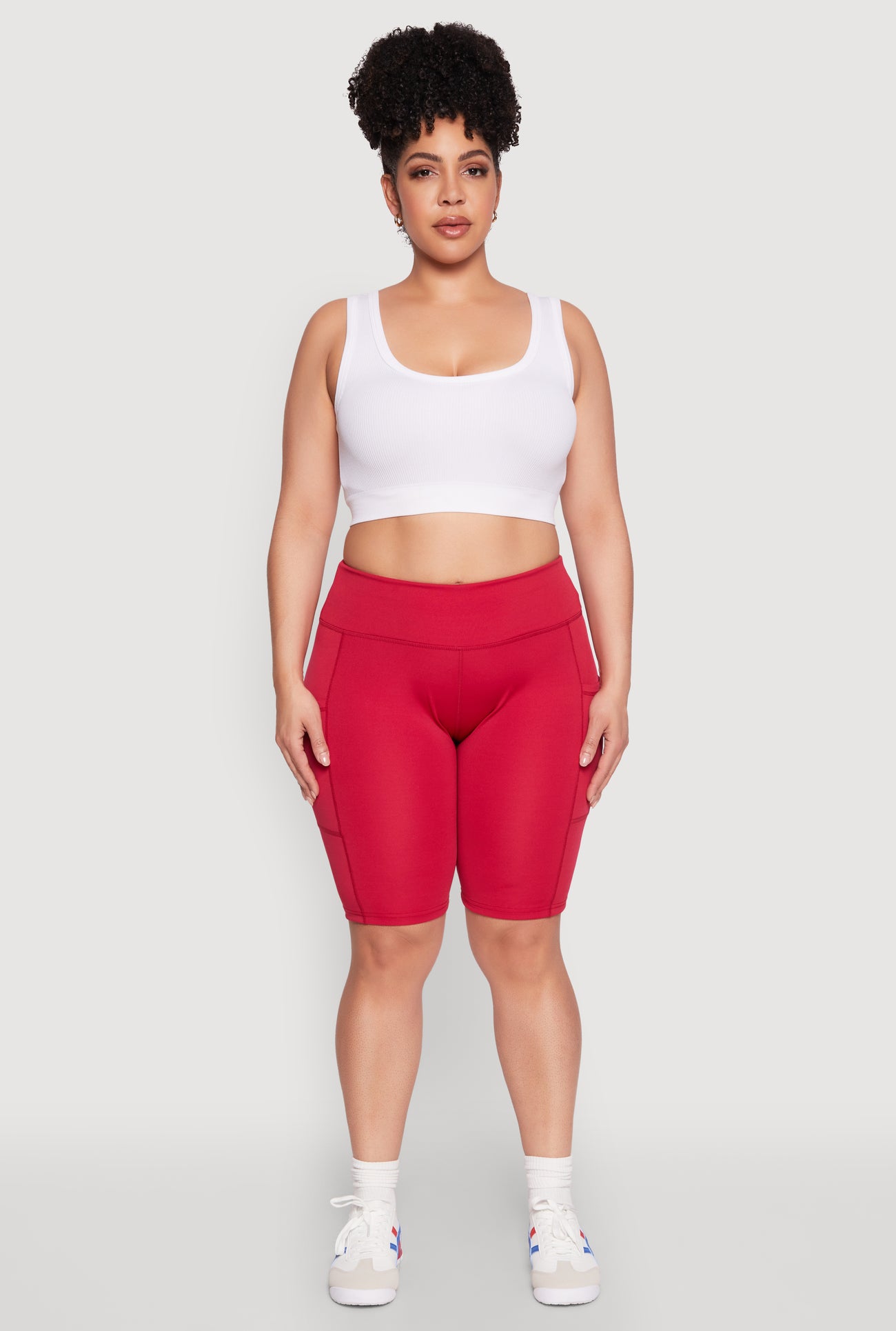 1960062703776068_002