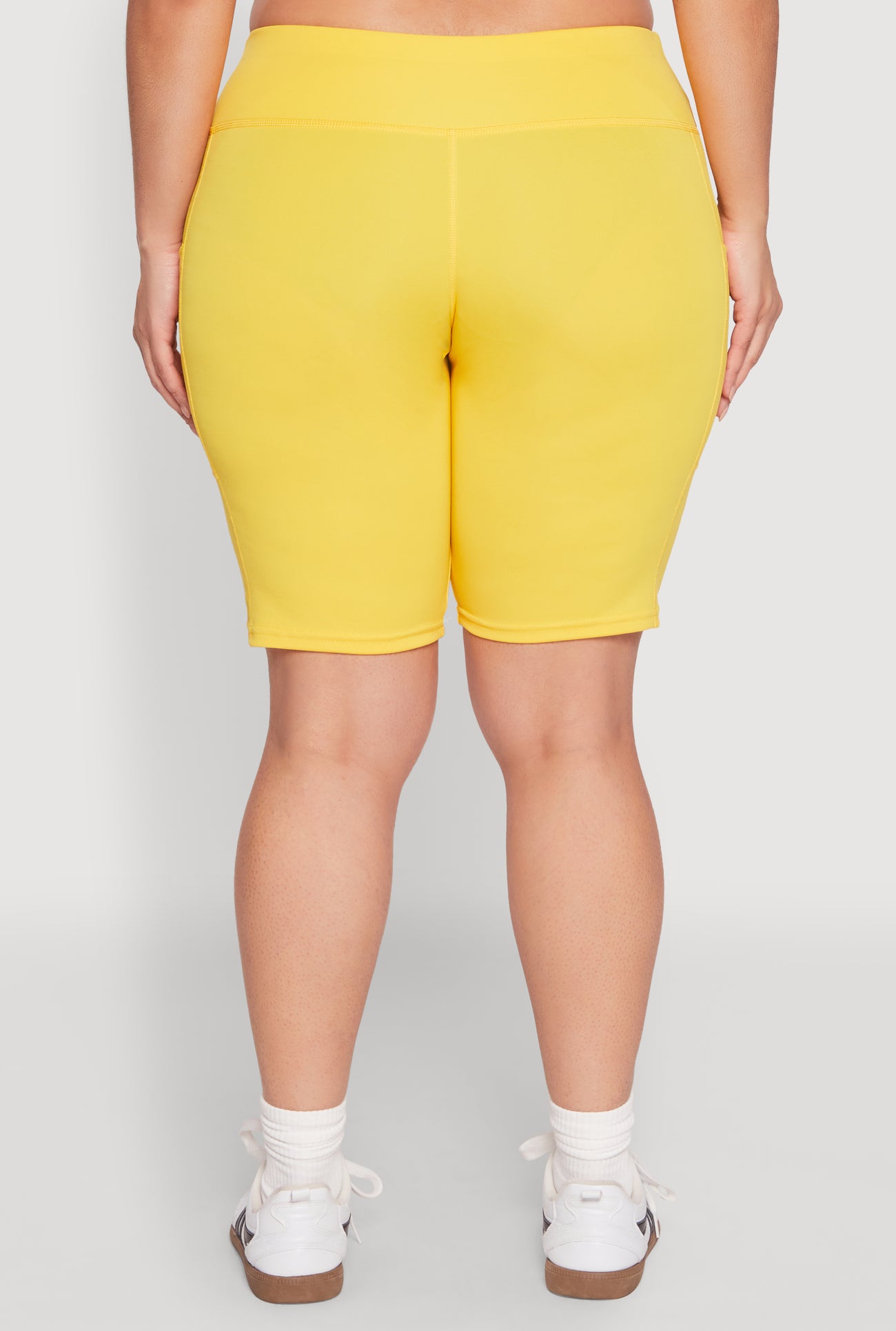 1960062703776070_006