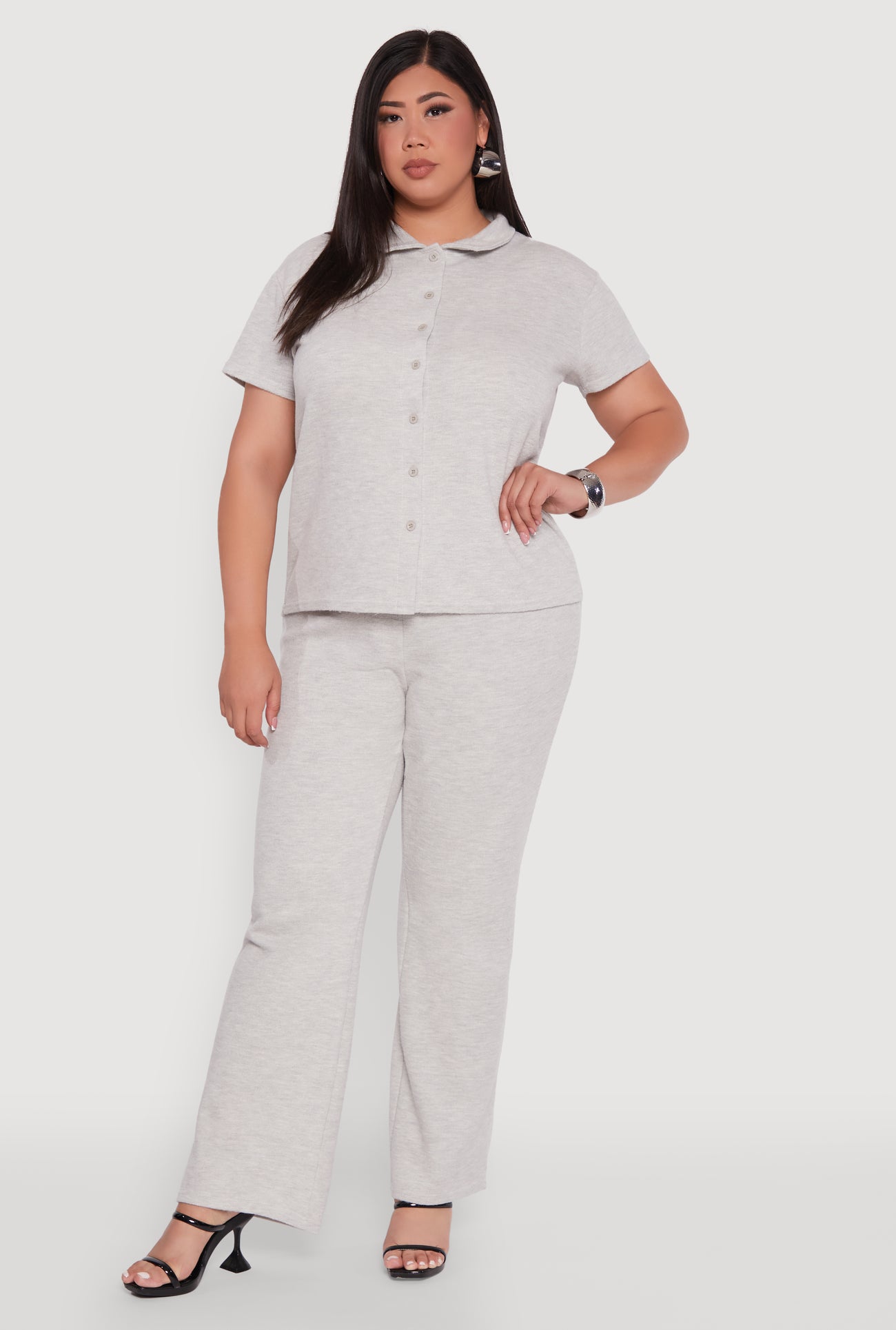 1961063405700004_003