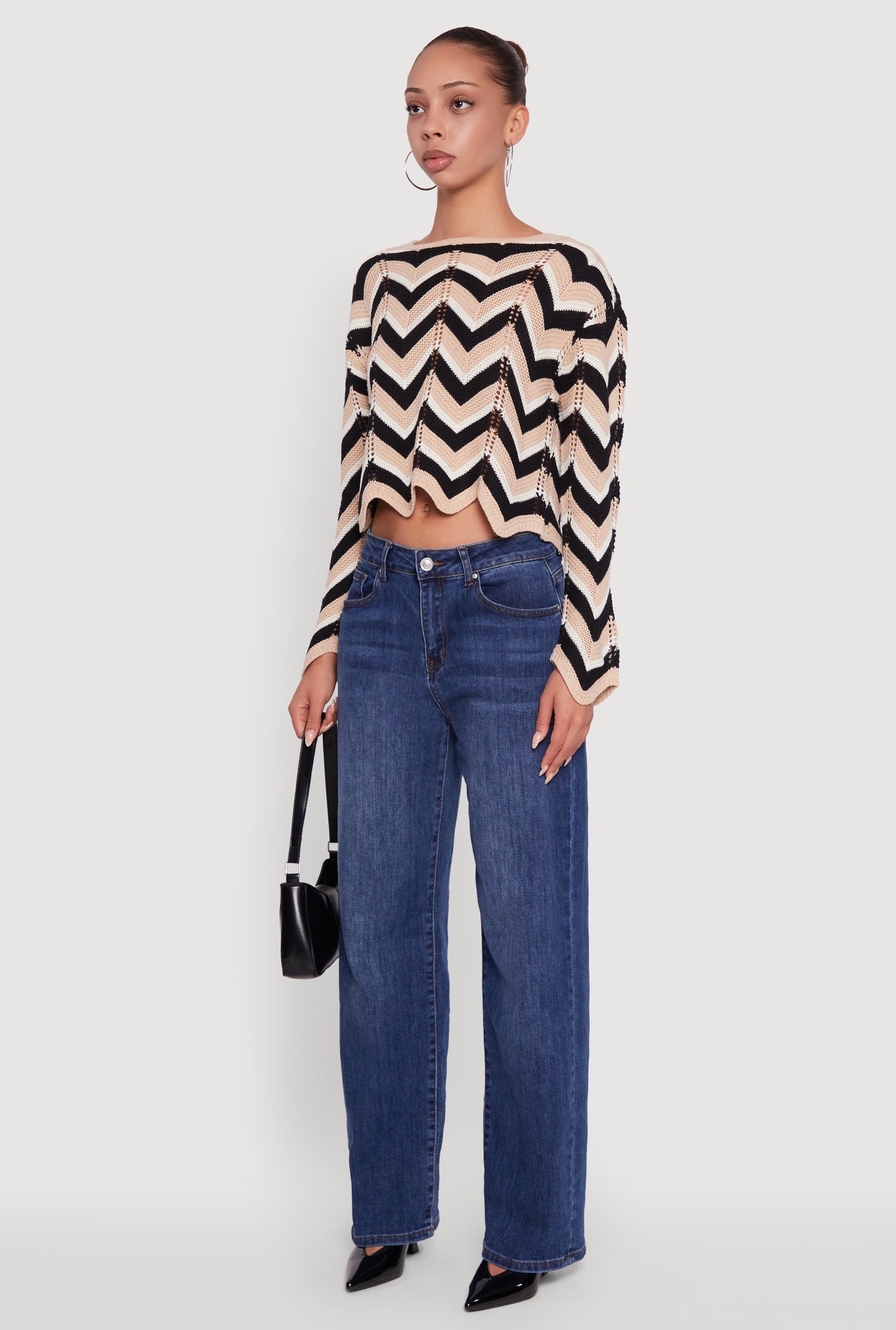 3020075172895325_005