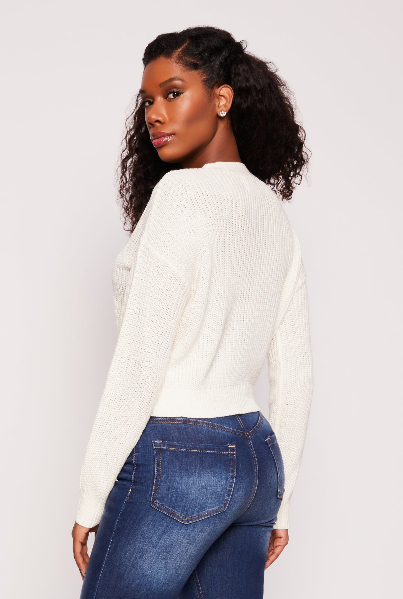 3022054265351011_003