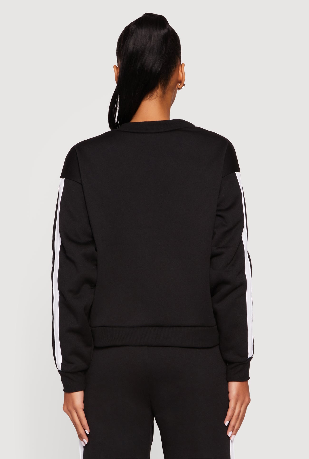 3056038345070001_006