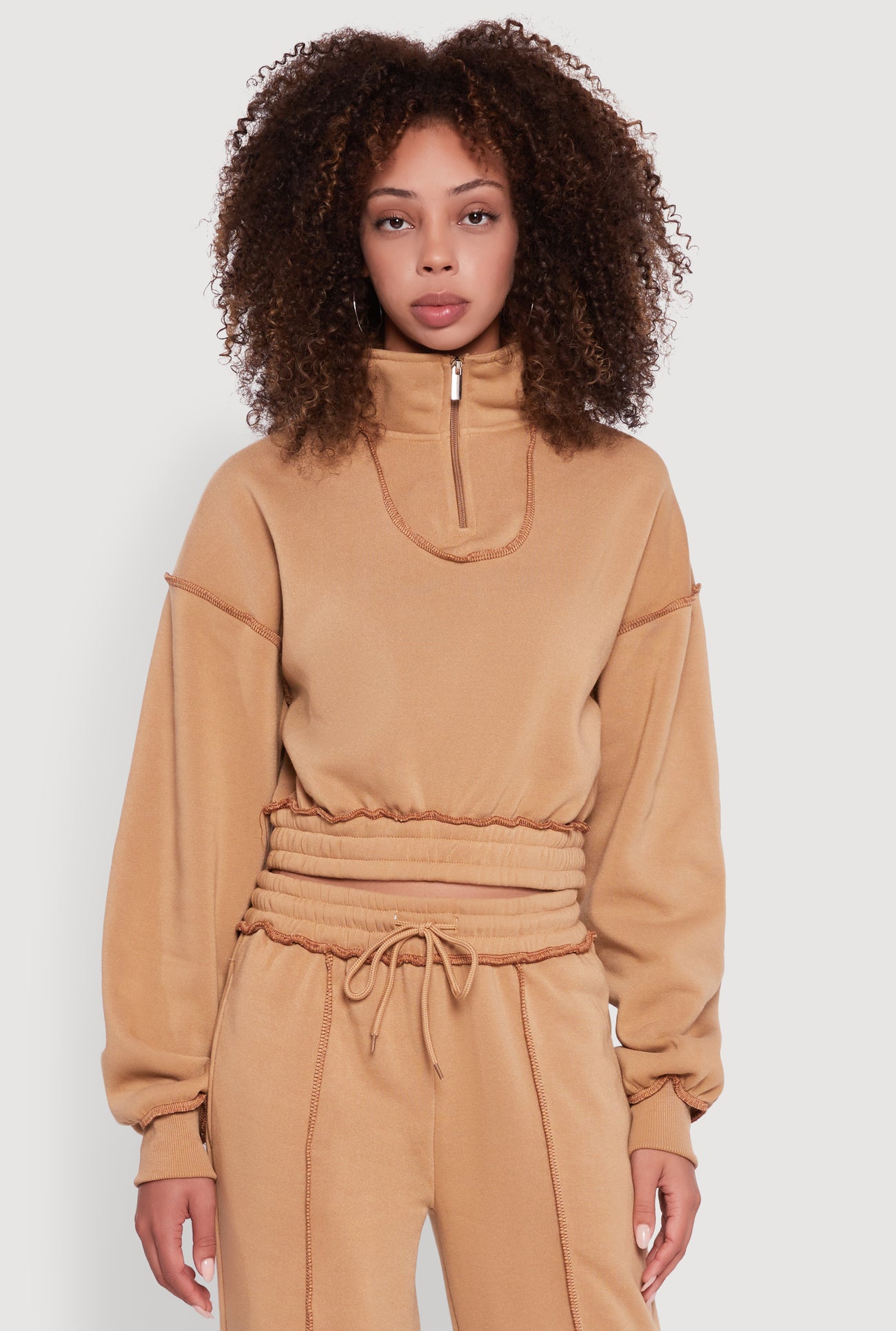 3056056723593024_001