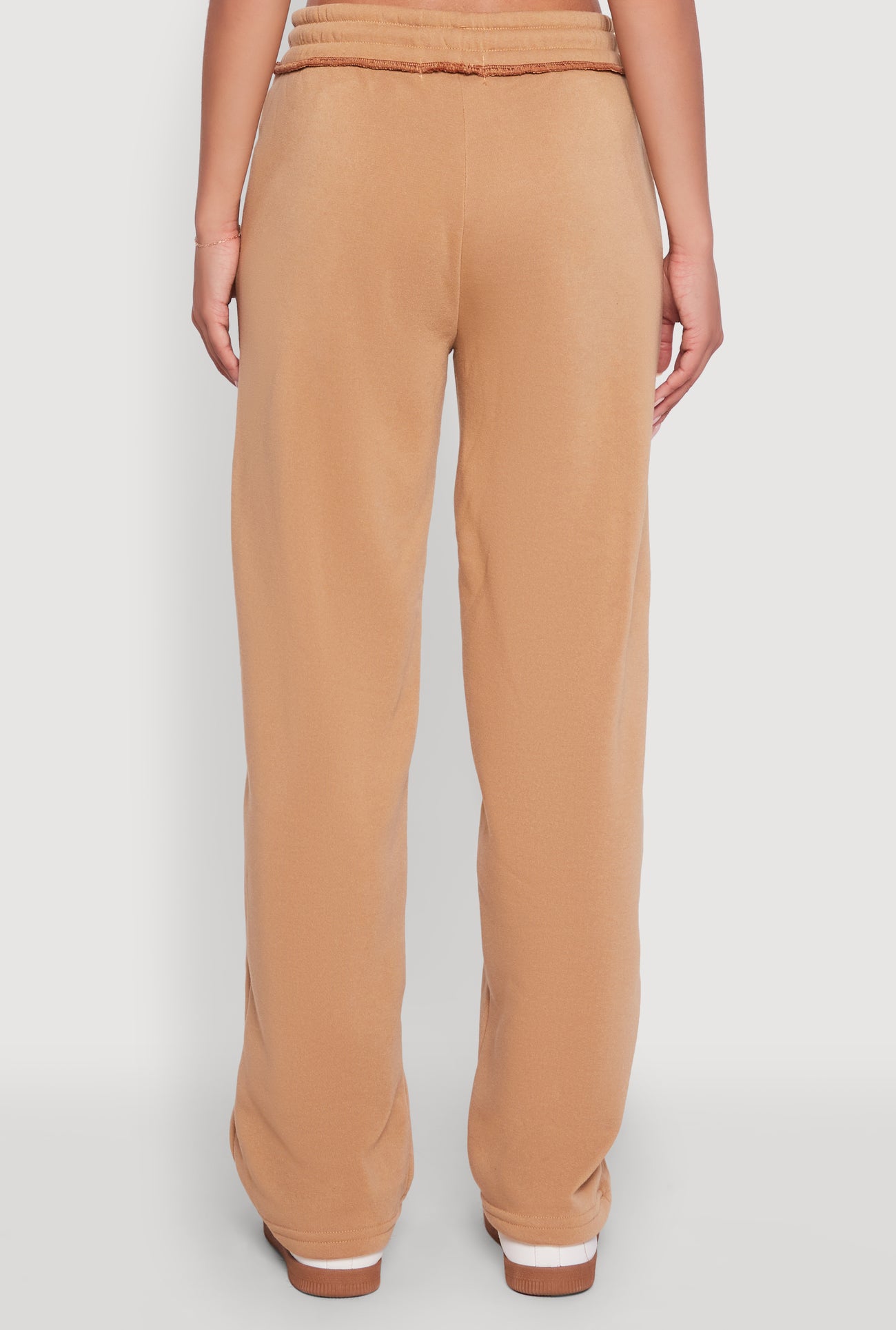 3056056723594024_005