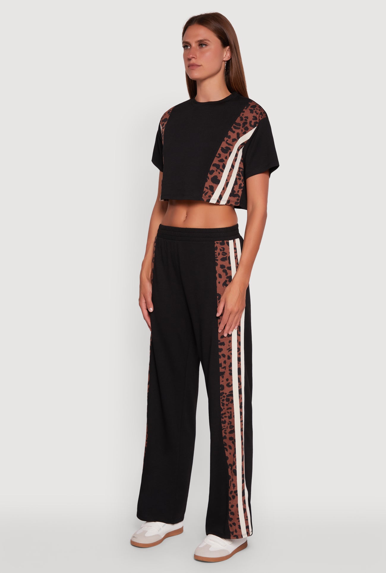 3056058751434001_005