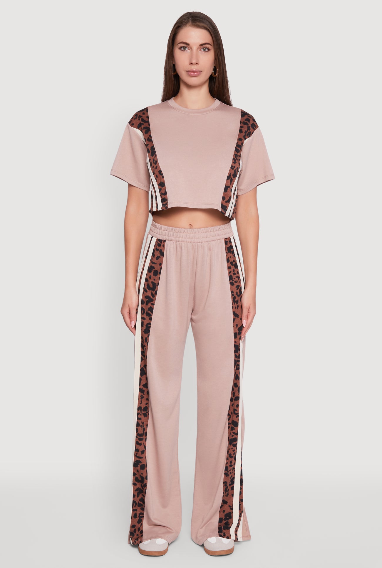 3056058751435405_002