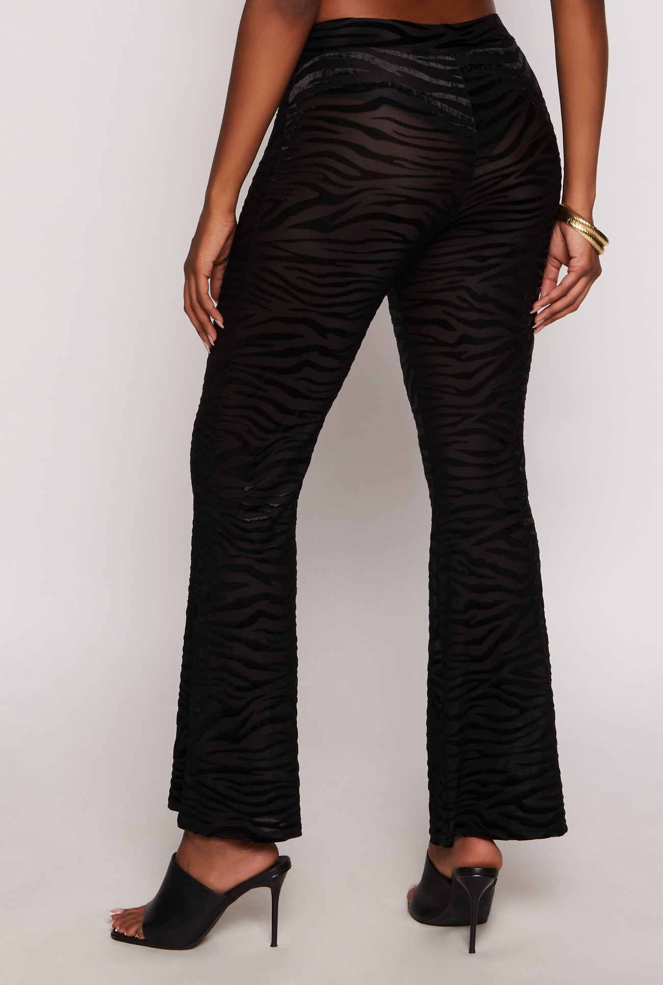 3056058754298001_003