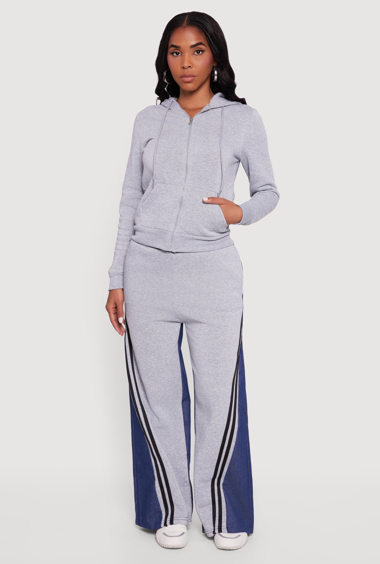 3056063403144004_002